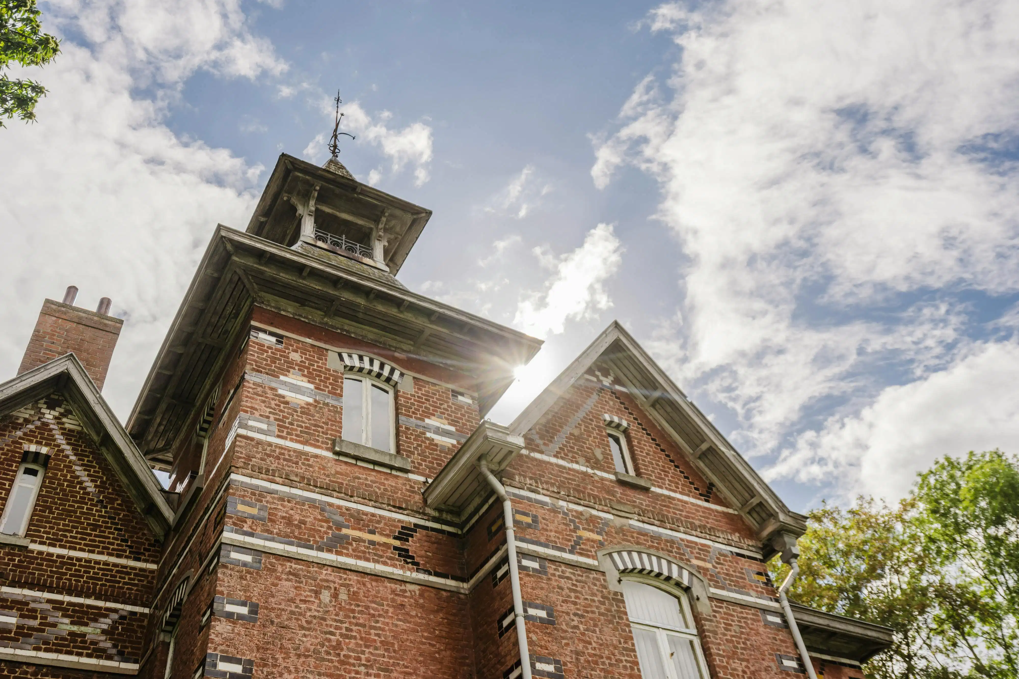 Karaktervol landhuis te koop in Anzegem foto 4