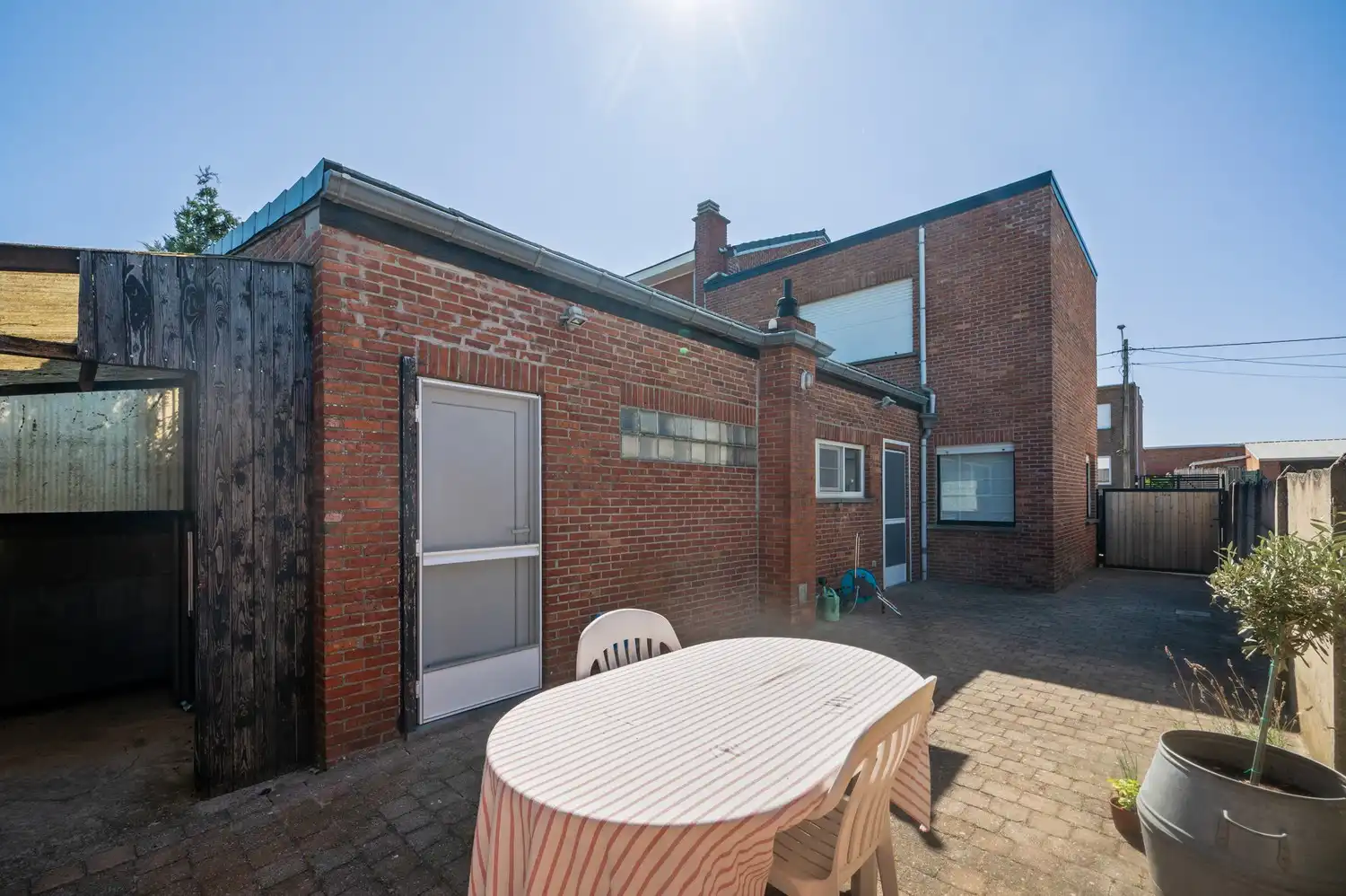 Energiezuinige gerenoveerde woning met 2 ruime slaapkamers en garage foto 19