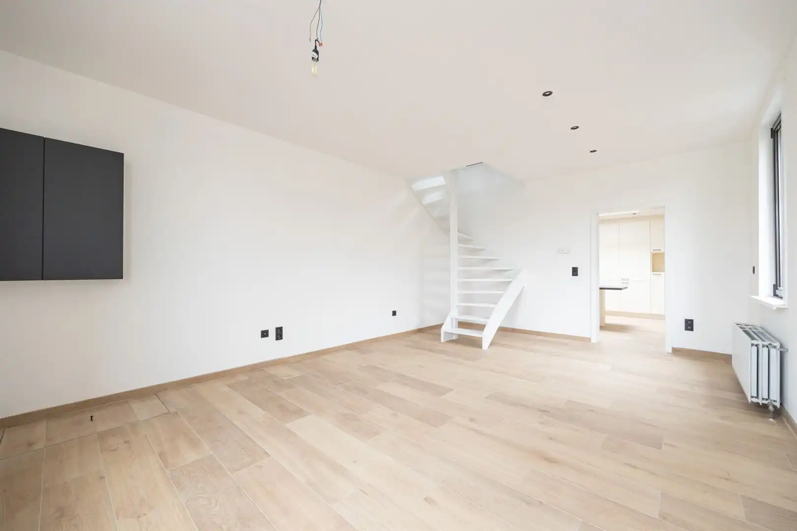 Instapklare HOB, pas gerenoveerd! foto 3