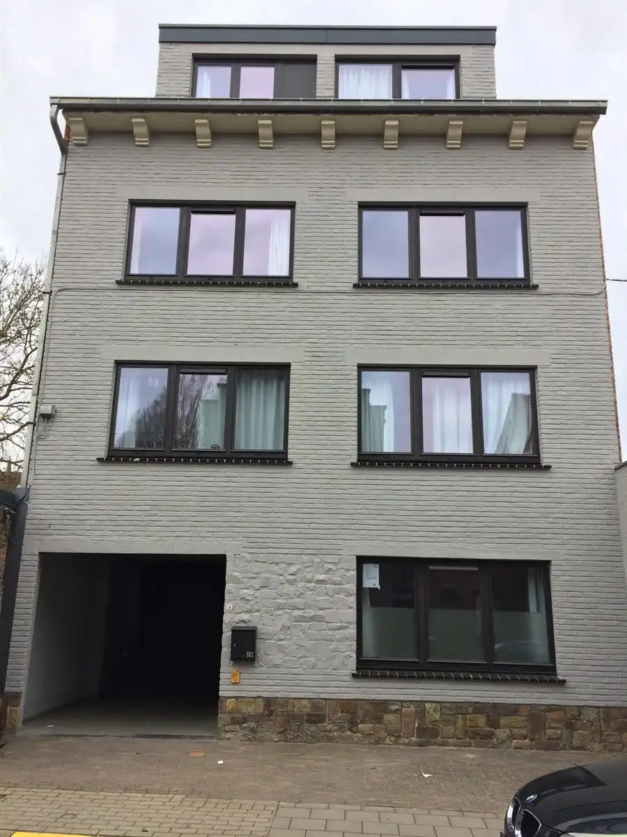 studentenkamer met douche foto 7
