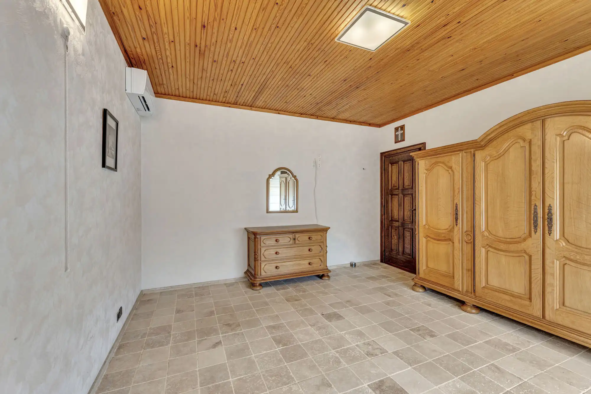 UNIEKE BUITENKANS! Instapklare bungalow met loods/bouwgrond foto 19