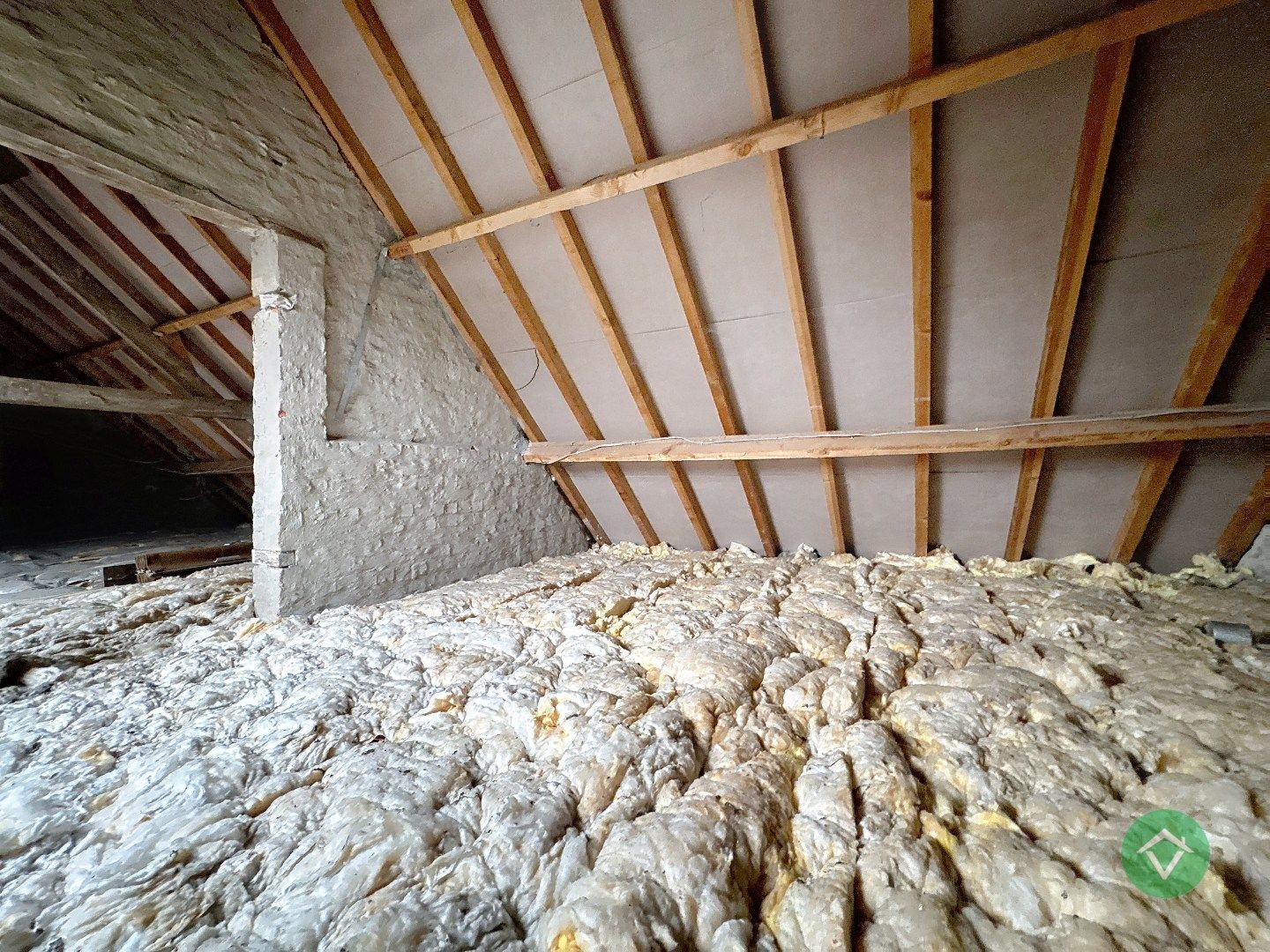 Alleenstaande woning met 4 slaapkamers te Koekelare foto 24