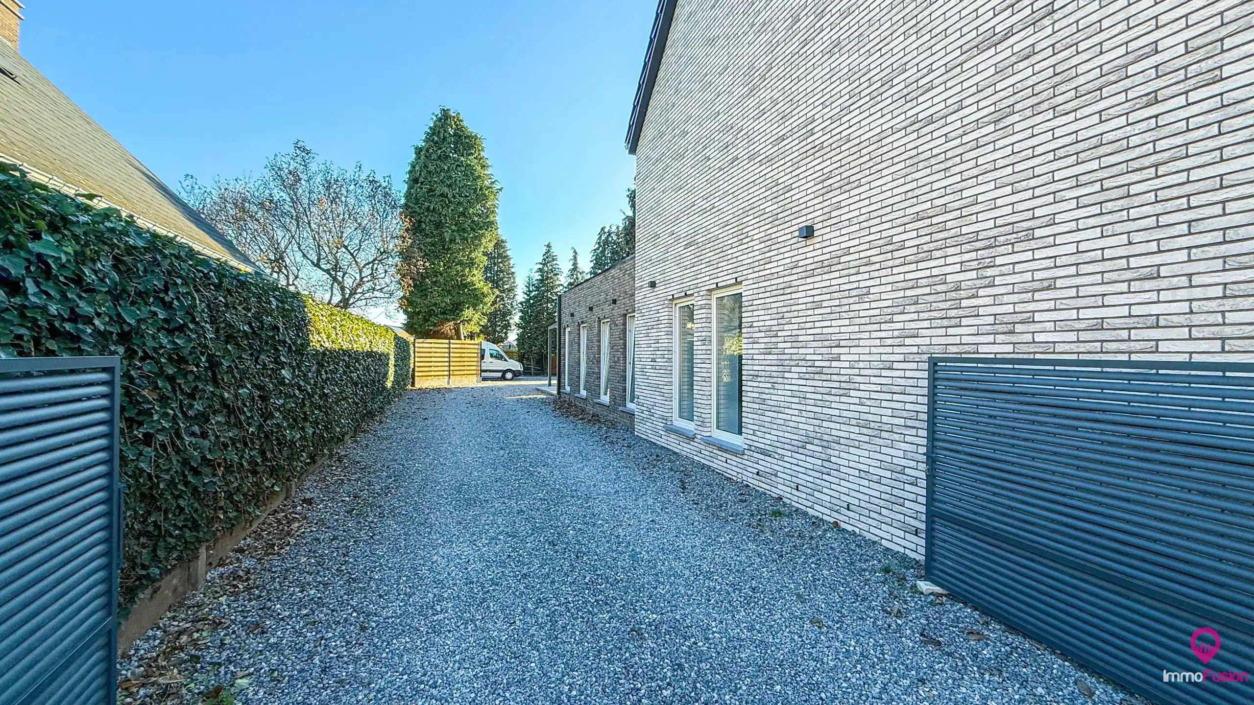 Instapklare woning met 5 slpks op riant perceel te Paal! foto 35