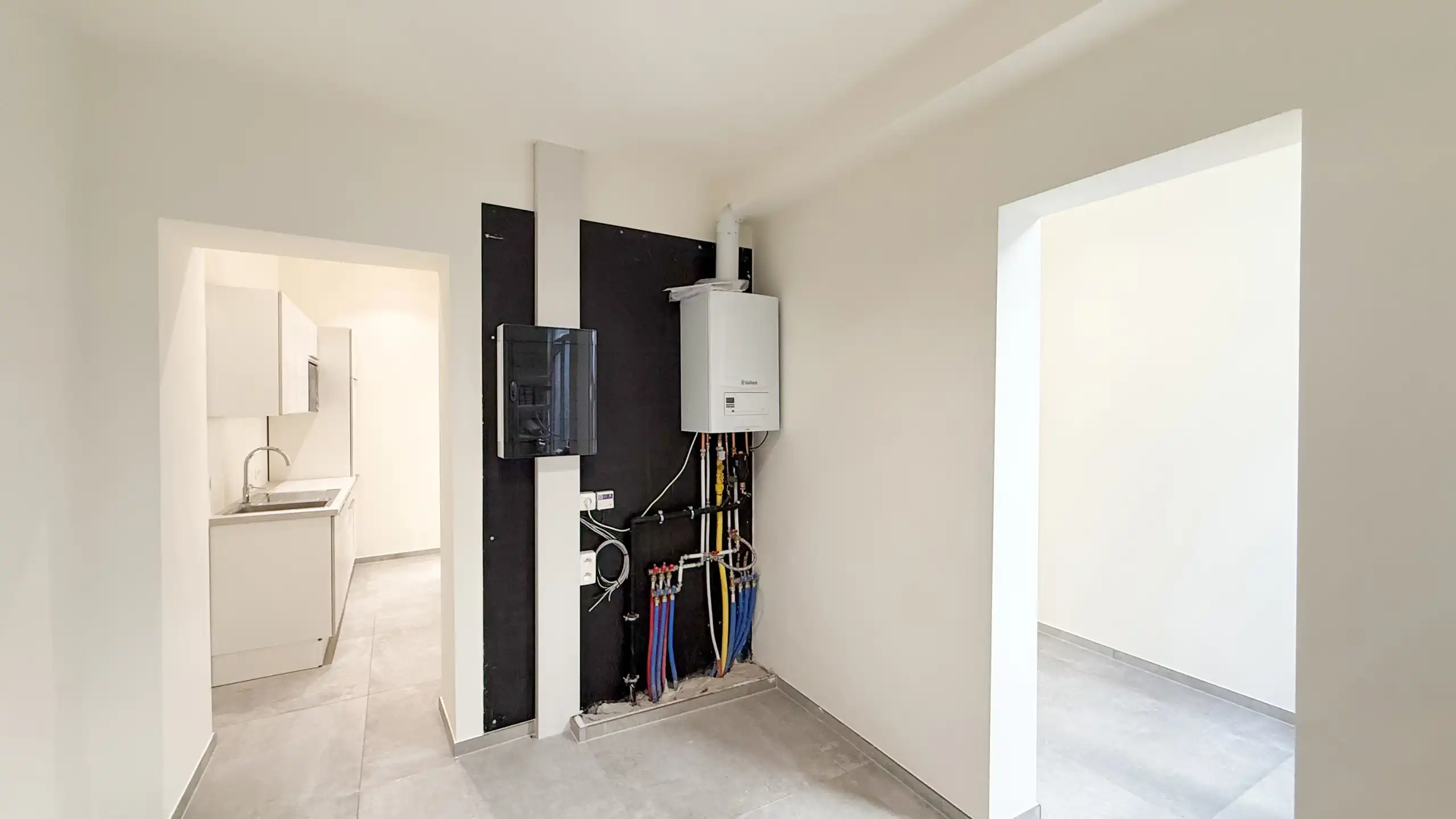 Unieke investeringspand, volledig vernieuwd, handel+ 2app! foto 21