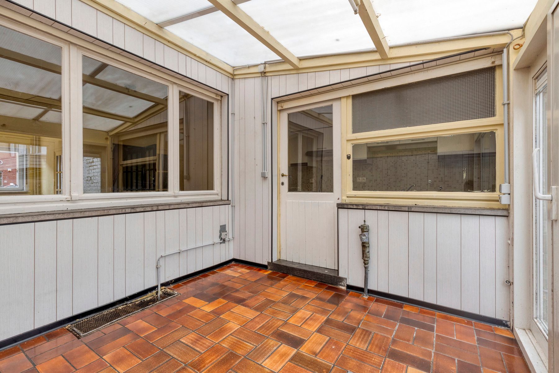 Centraal gelegen rijwoning met 4 slaapkamers foto 15