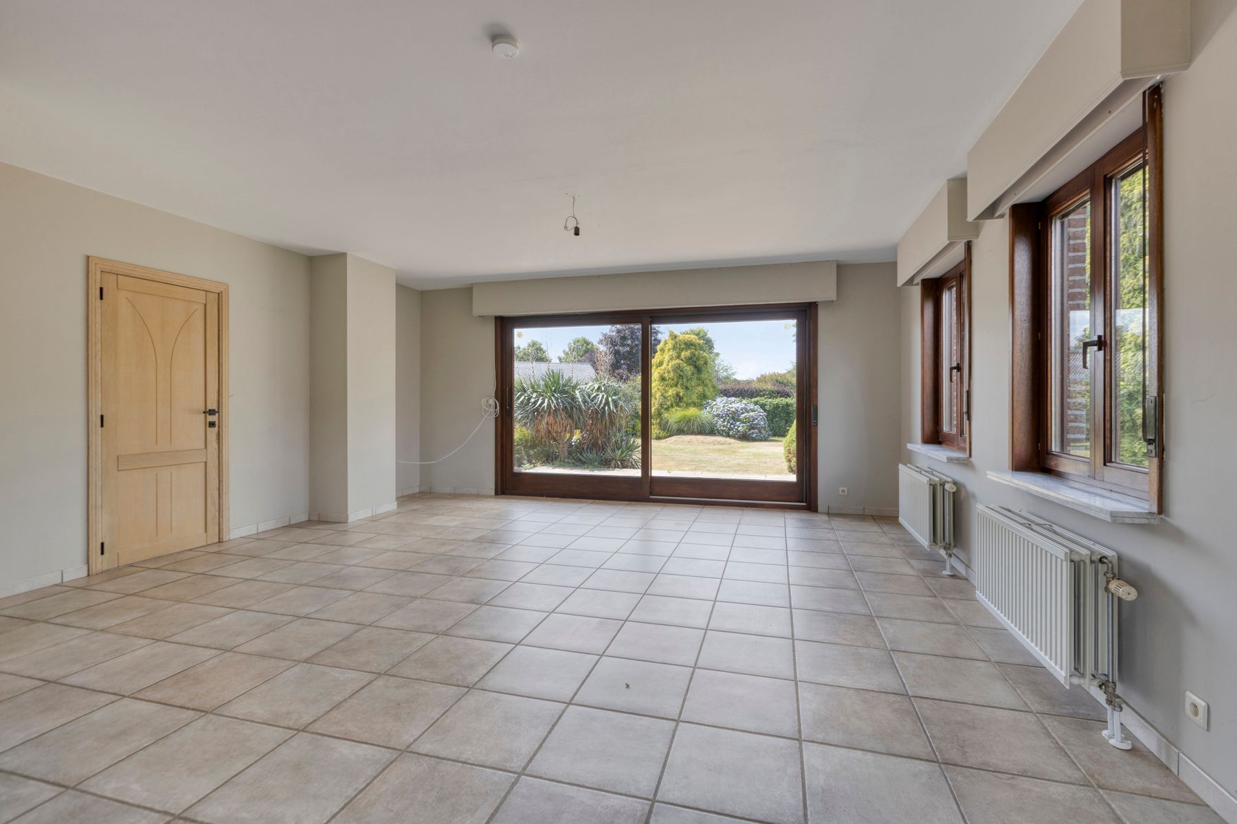 Villa met 4 slaapkamers op perceel van 14a 60ca.  foto 7