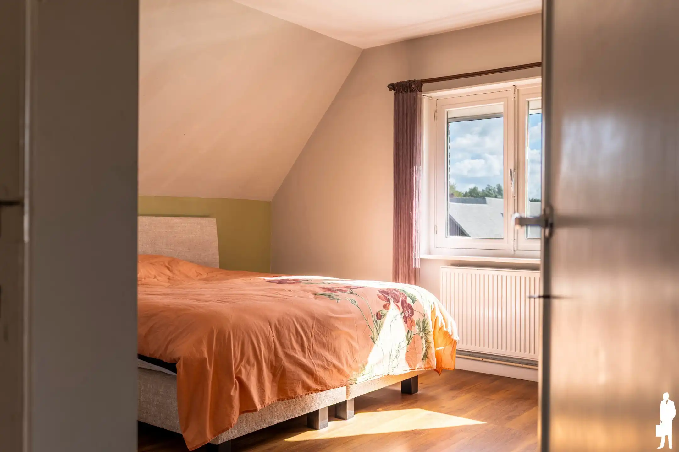 Unieke, lichtrijke woning met 4 slpk. en natuurtuin op 799m² foto 13