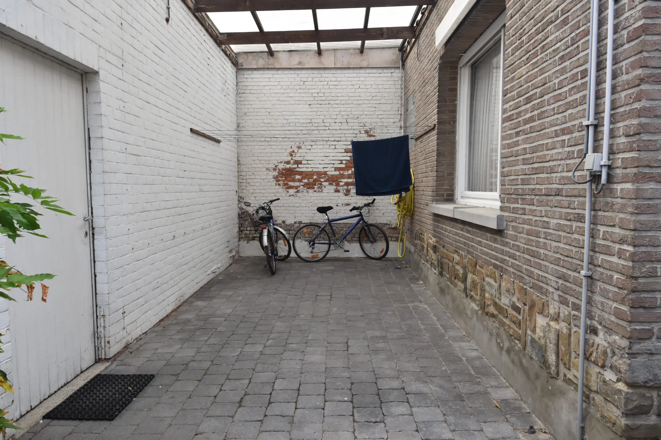 Charmante woning met magazijn – wordt volledig gerenoveerd opgeleverd foto 19