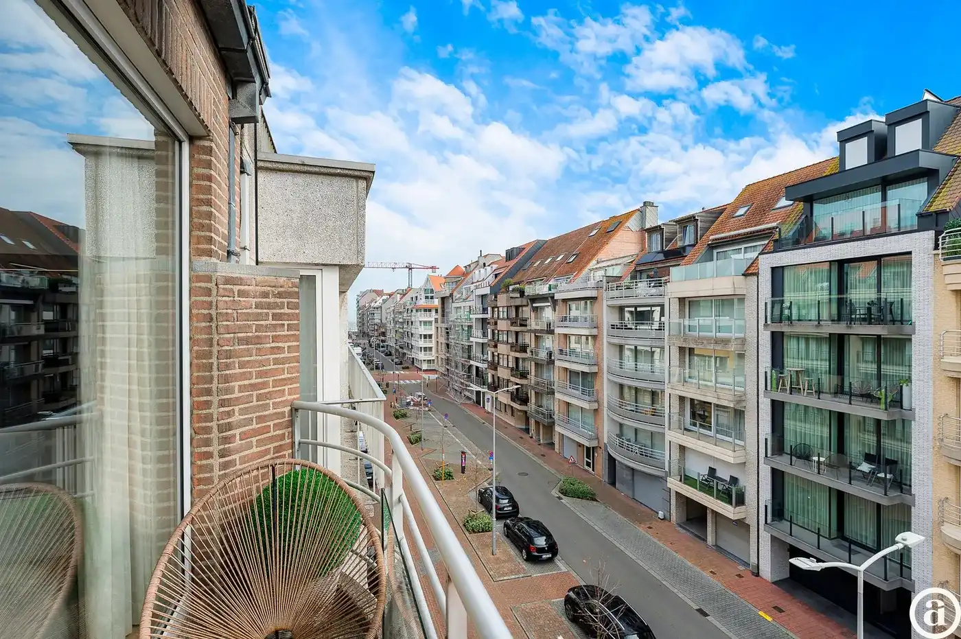 Luxueus gerenoveerd 3-slaapkamerappartement nabij de Zeedijk foto 12