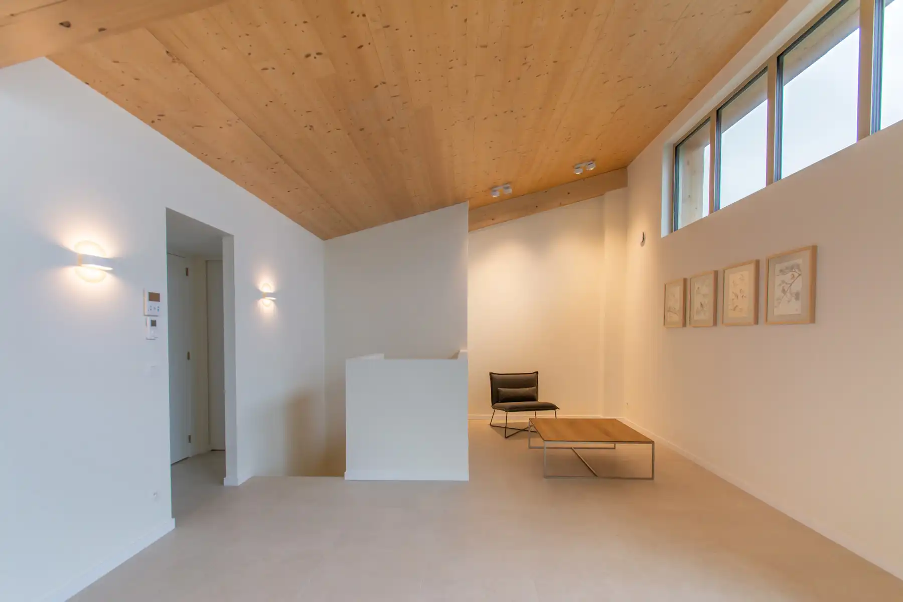 Prachtig gemeubelde 3-kamer penthouse met grote terrassen foto 2