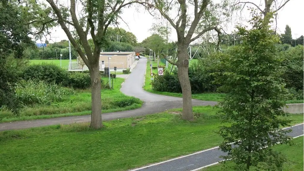 Instapklare Assistentiewoning met TERRAS te huur in Brugge foto 14