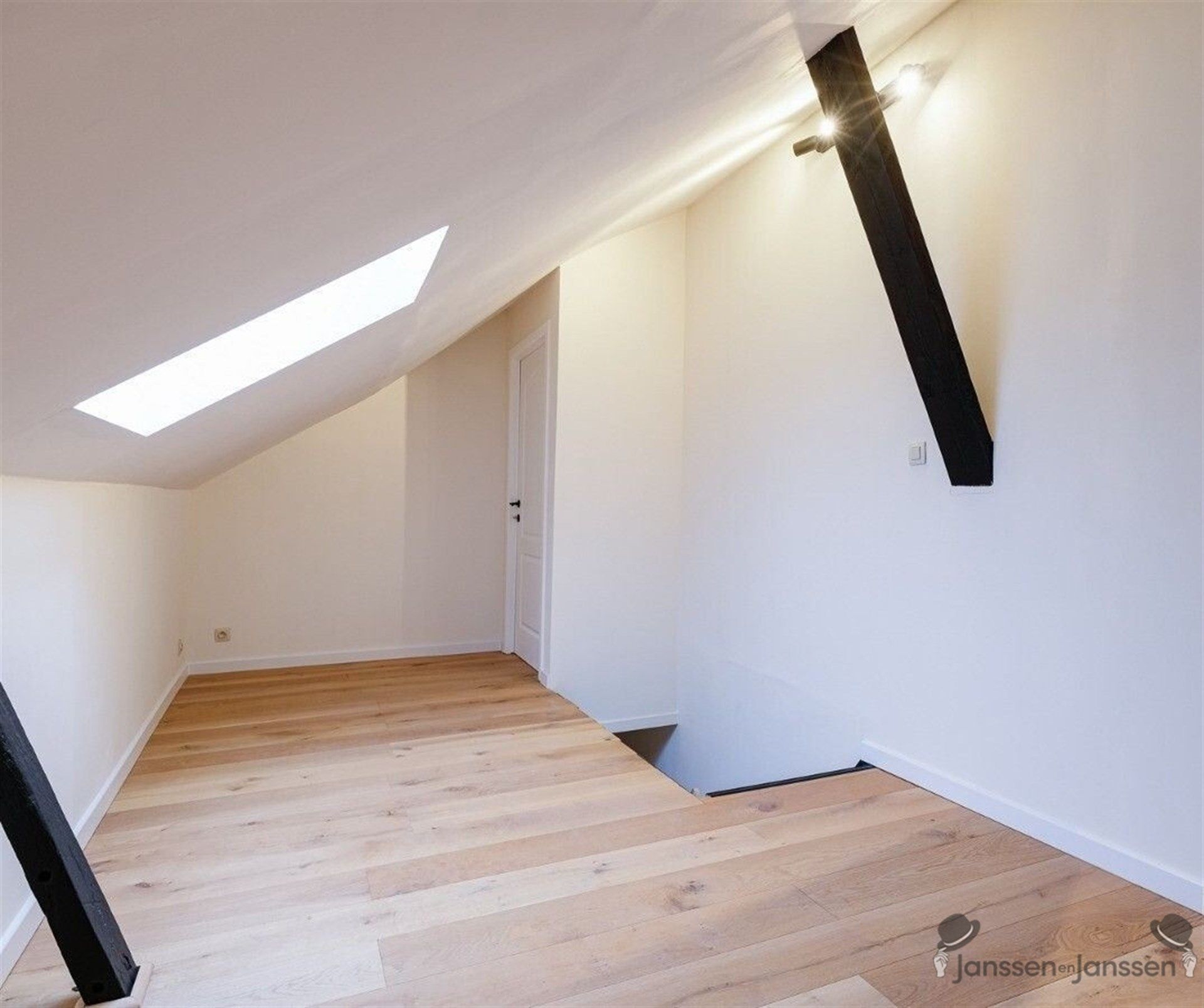 gebouw voor gemengd gebruik foto 14