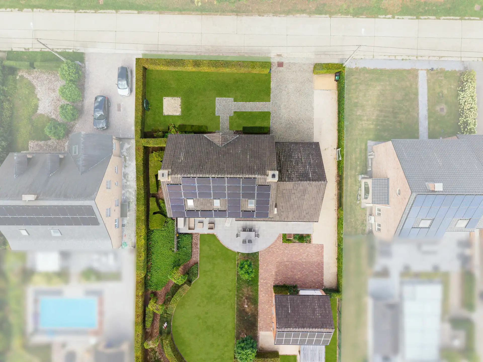 Exclusieve villa met zonnige tuin in Mal foto 47