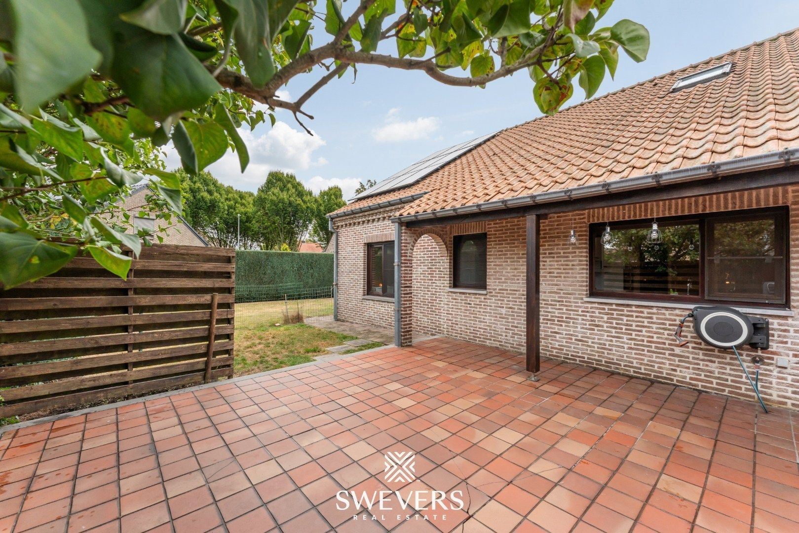 Instapklare gezinswoning met 5 slaapkamers en zonnige tuin te Genk foto 28