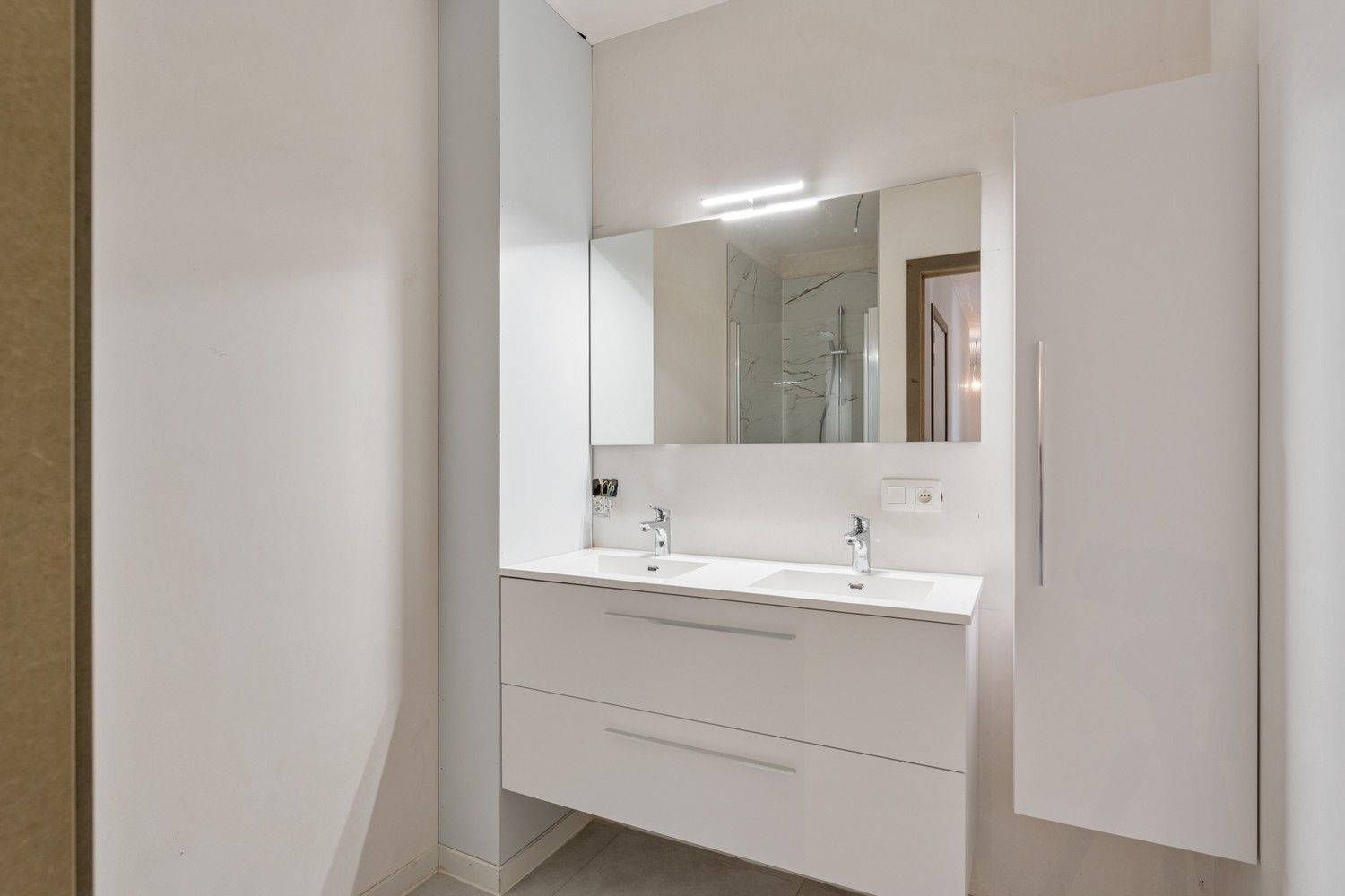 Modern en onderhoudsvriendelijk wonen met het comfort van een appartement! foto 16