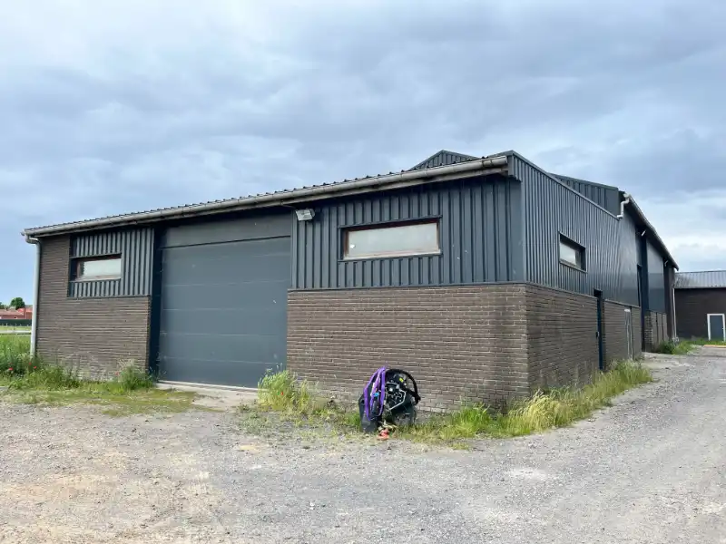 Magazijn / loods te huur foto 2