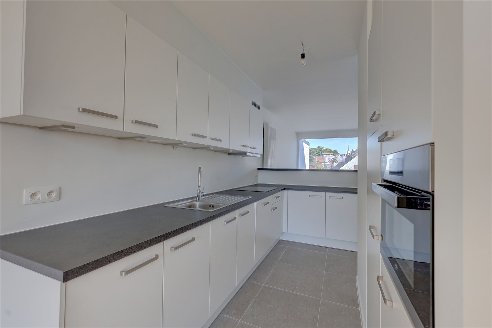 appartement met twee slaapkamers en ruim terras  foto 4