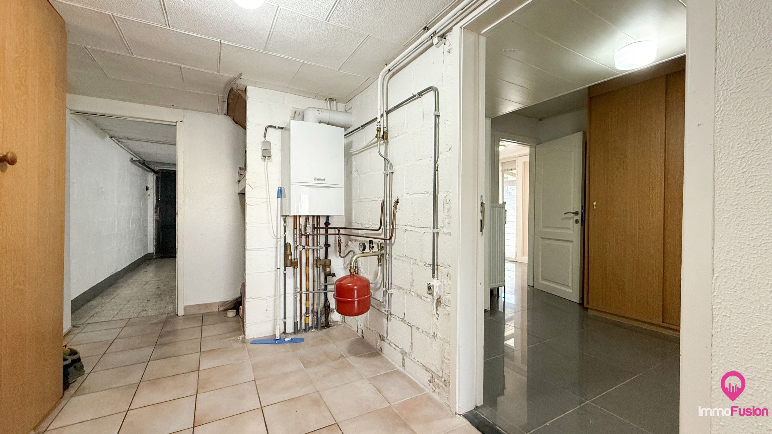 Rustig gelegen HOB met 3 slaapkamers, garage én carport! foto 11