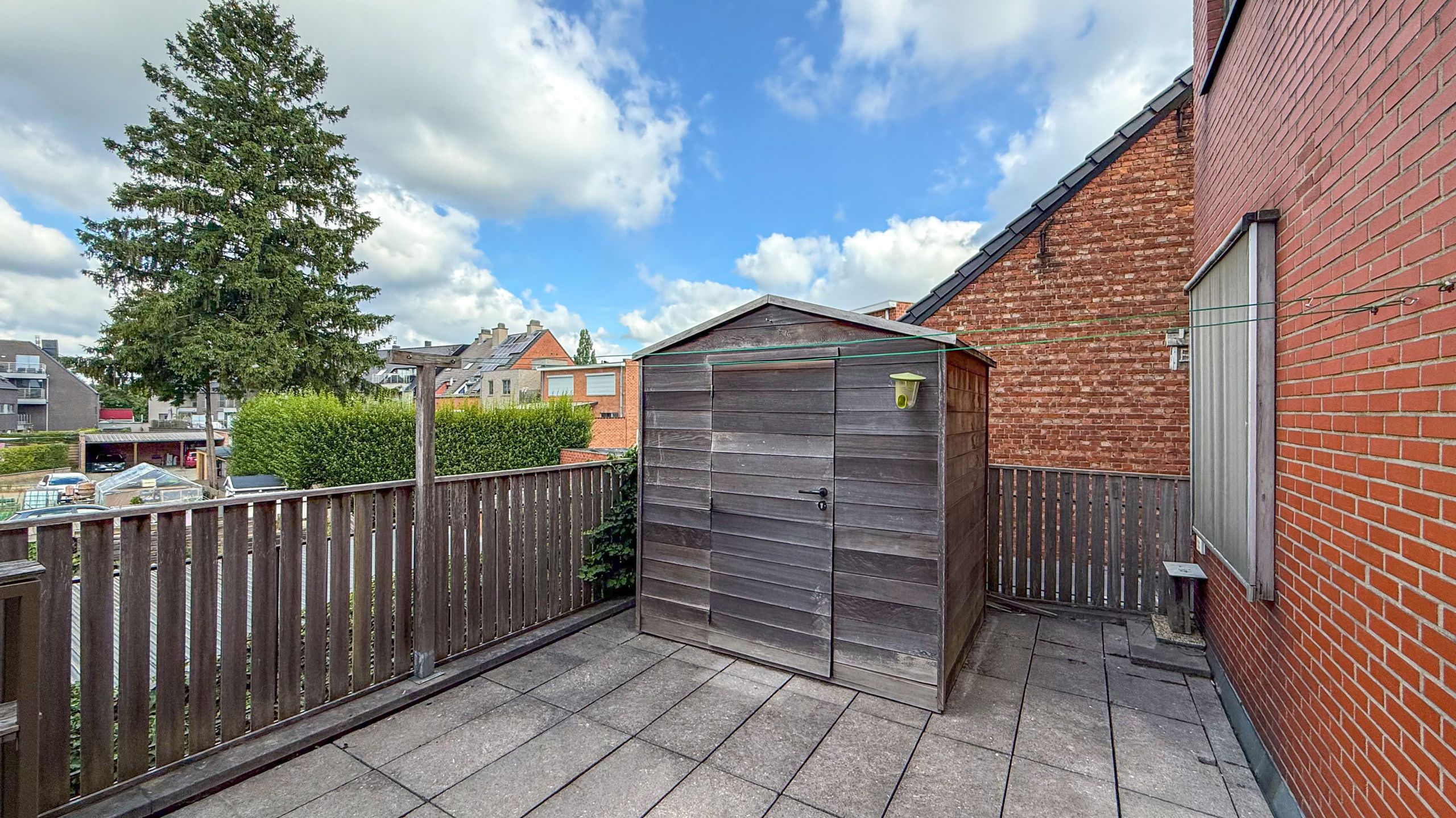 Ruim appartement met 2 slaapkamers en terras,met palletkachel foto 17