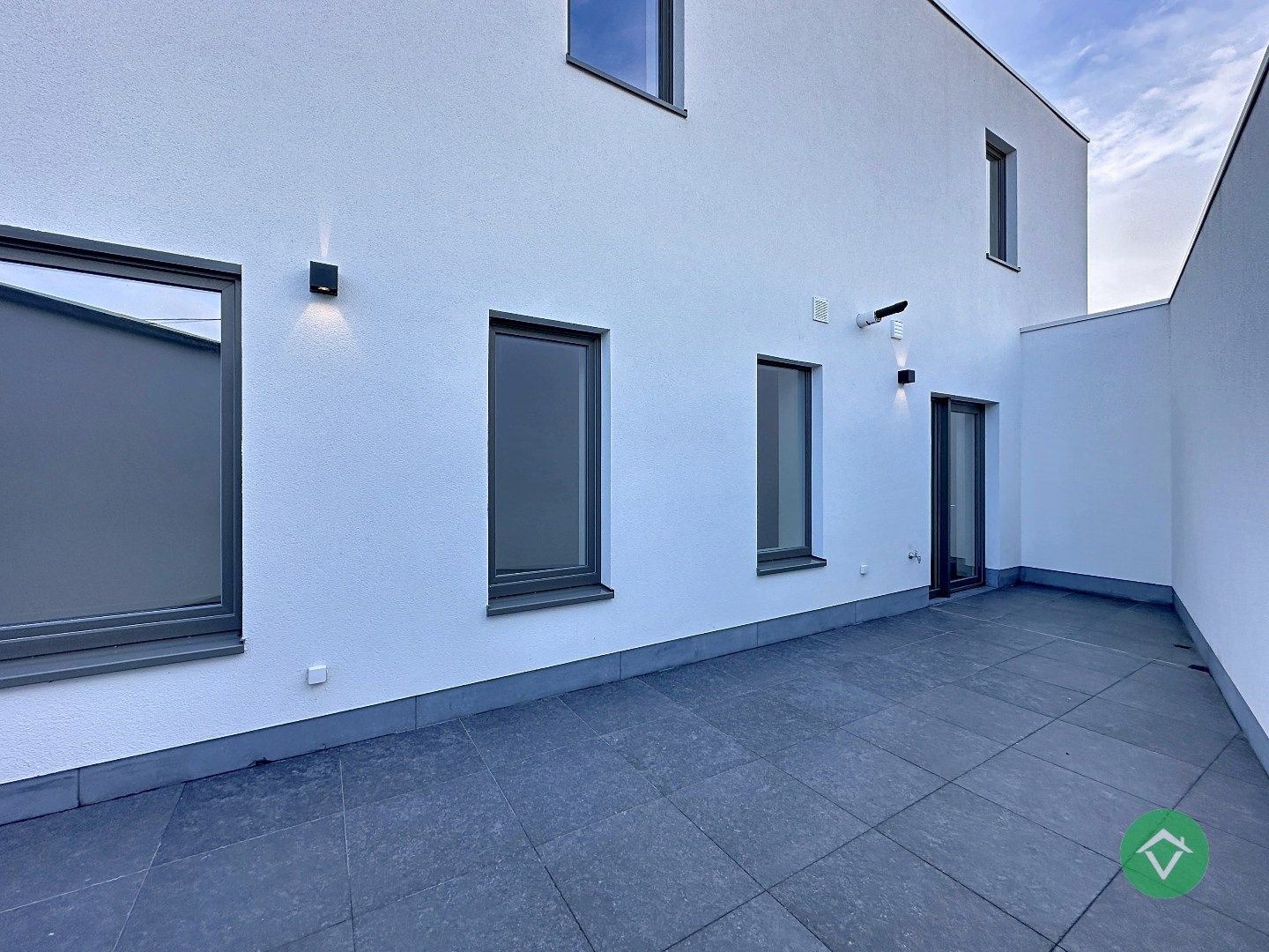 Volledig gerenoveerd gelijkvloers appartement in nostalgische ligging – De Mokker, Koekelare foto 15