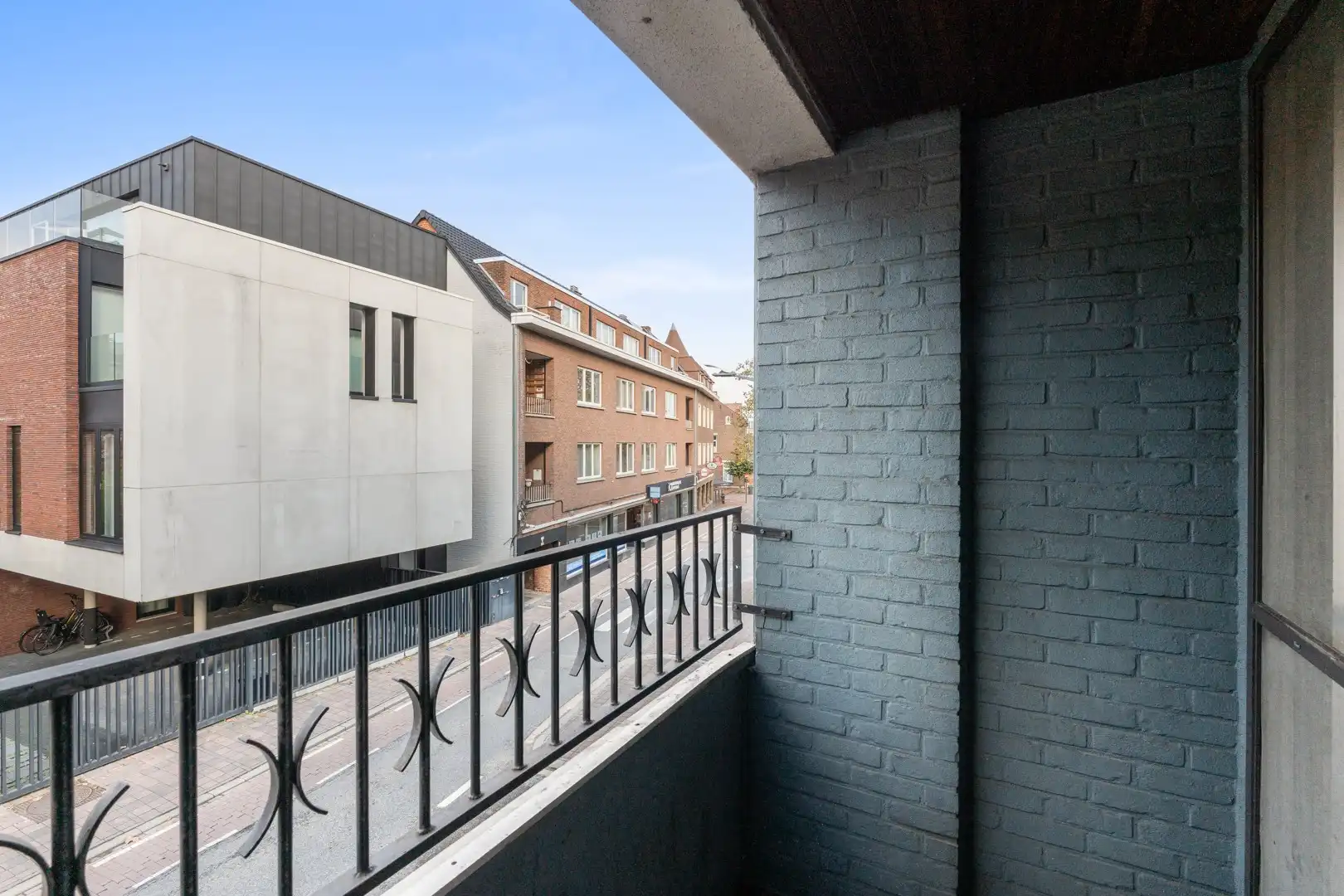 RUIM APP. MET 3 SLPKS TE GENK CENTRUM foto 18