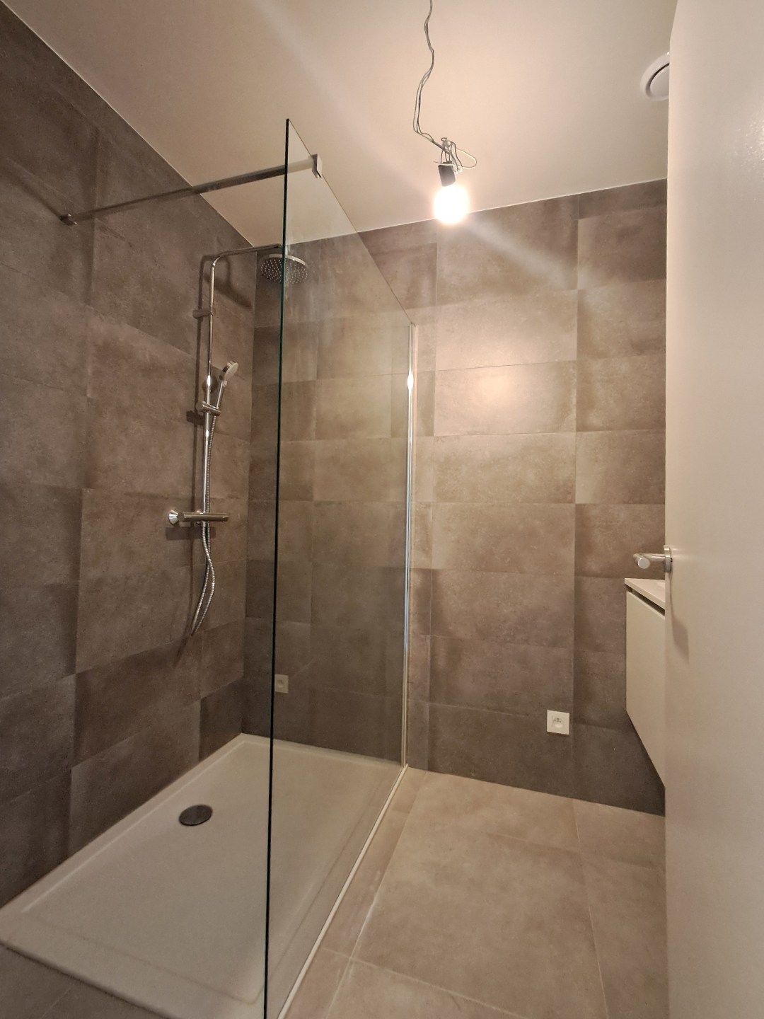 Nieuwbouw appartement te  Sijsele. foto 8