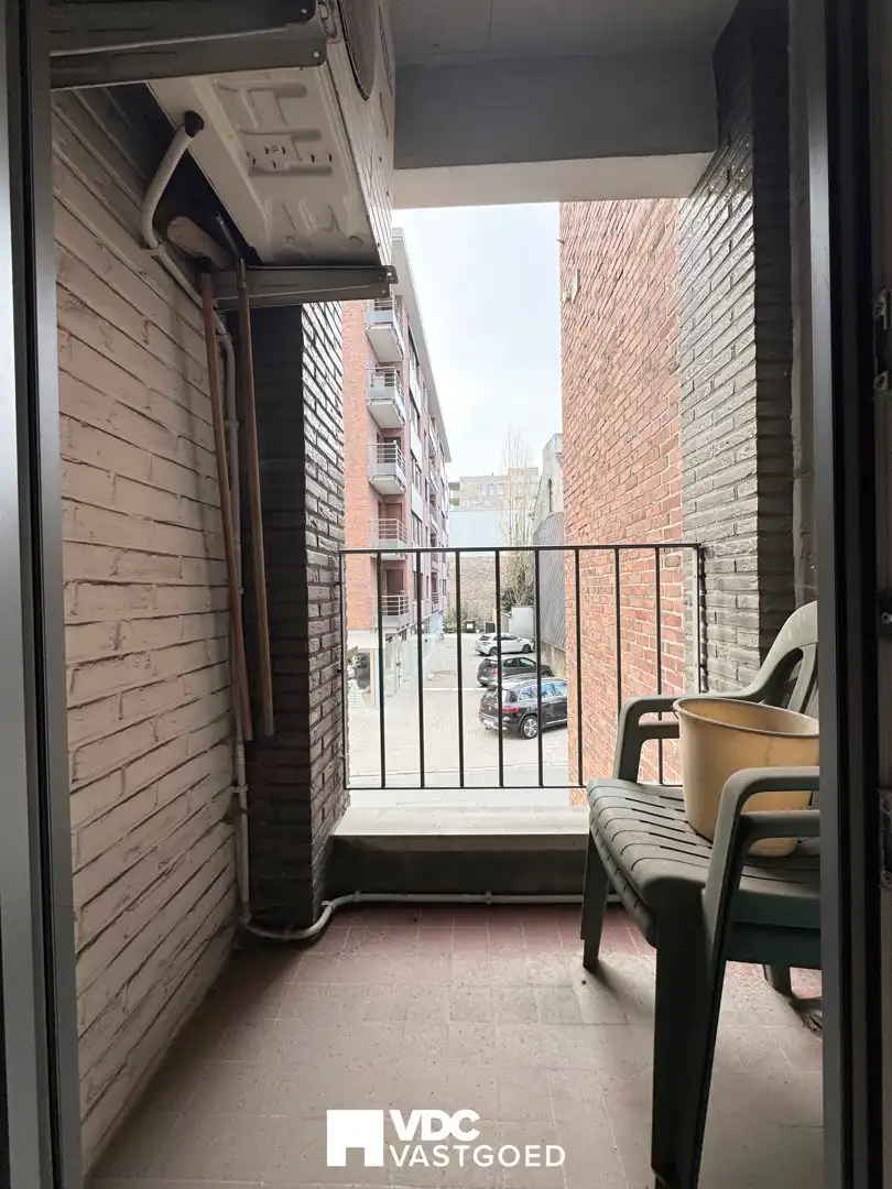 Ruim appartement (110 m²) met terras en autostaanplaats nabij centrum Tongeren foto 6