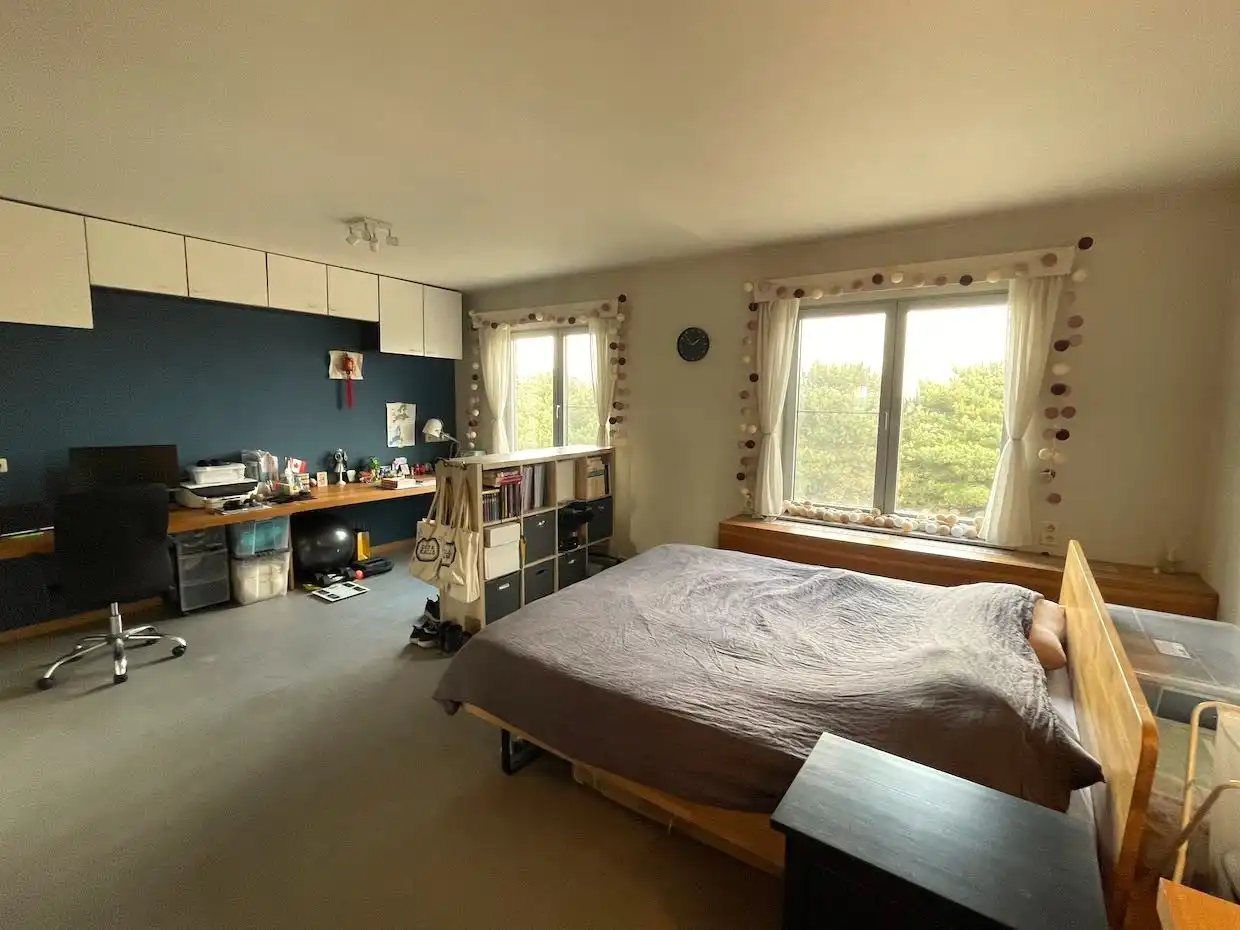 Gezellig en instapklaar appartement met loftgevoel, garagebox en prachtig uitzicht foto 10