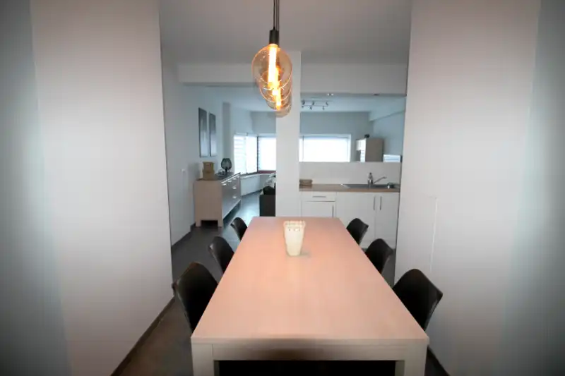 Ruim gemeubeld appartement met 2 slaapkamers foto 8