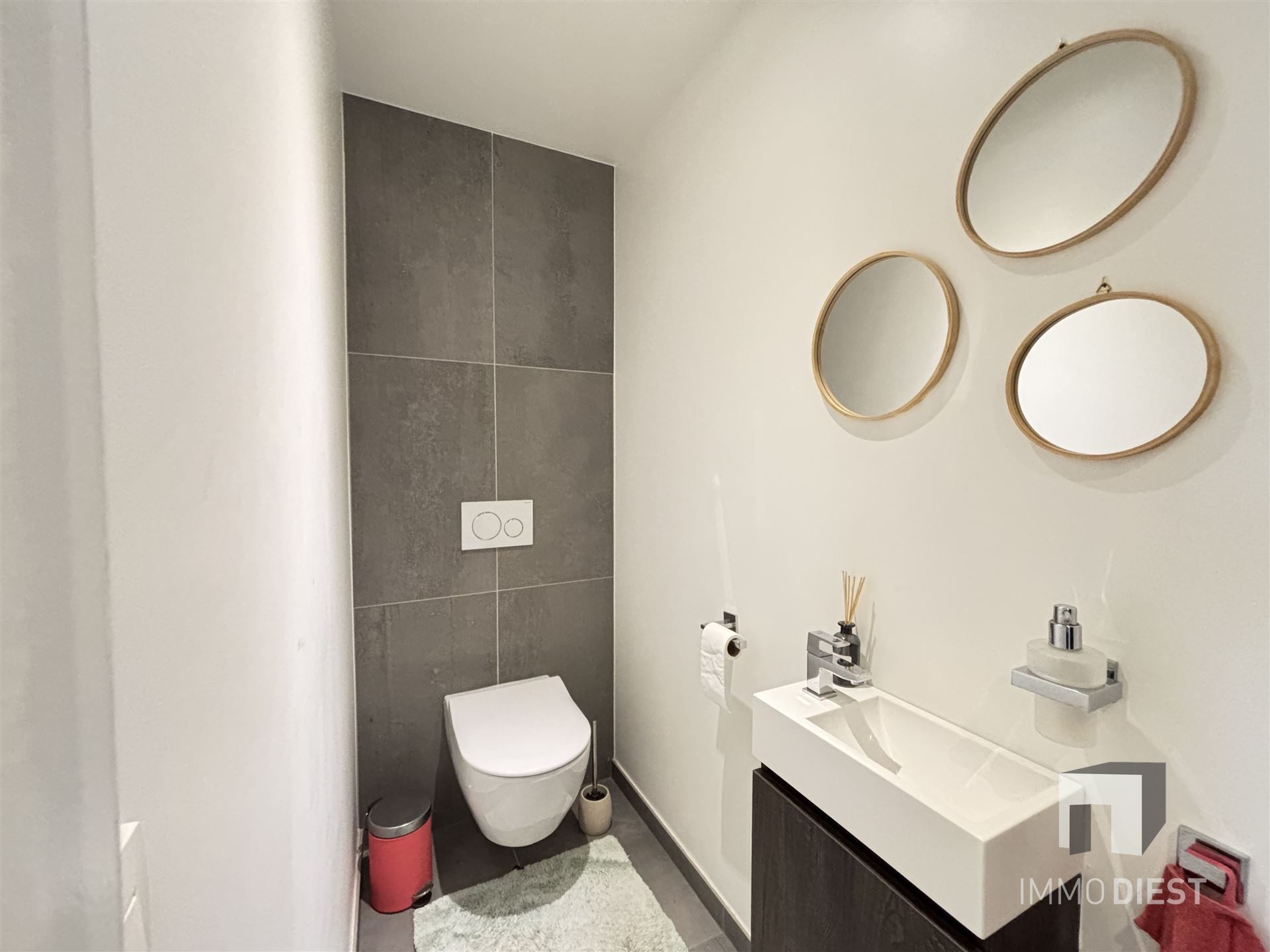 Modern appartement op de tweede verdieping in het centrum van Tessenderlo foto 13