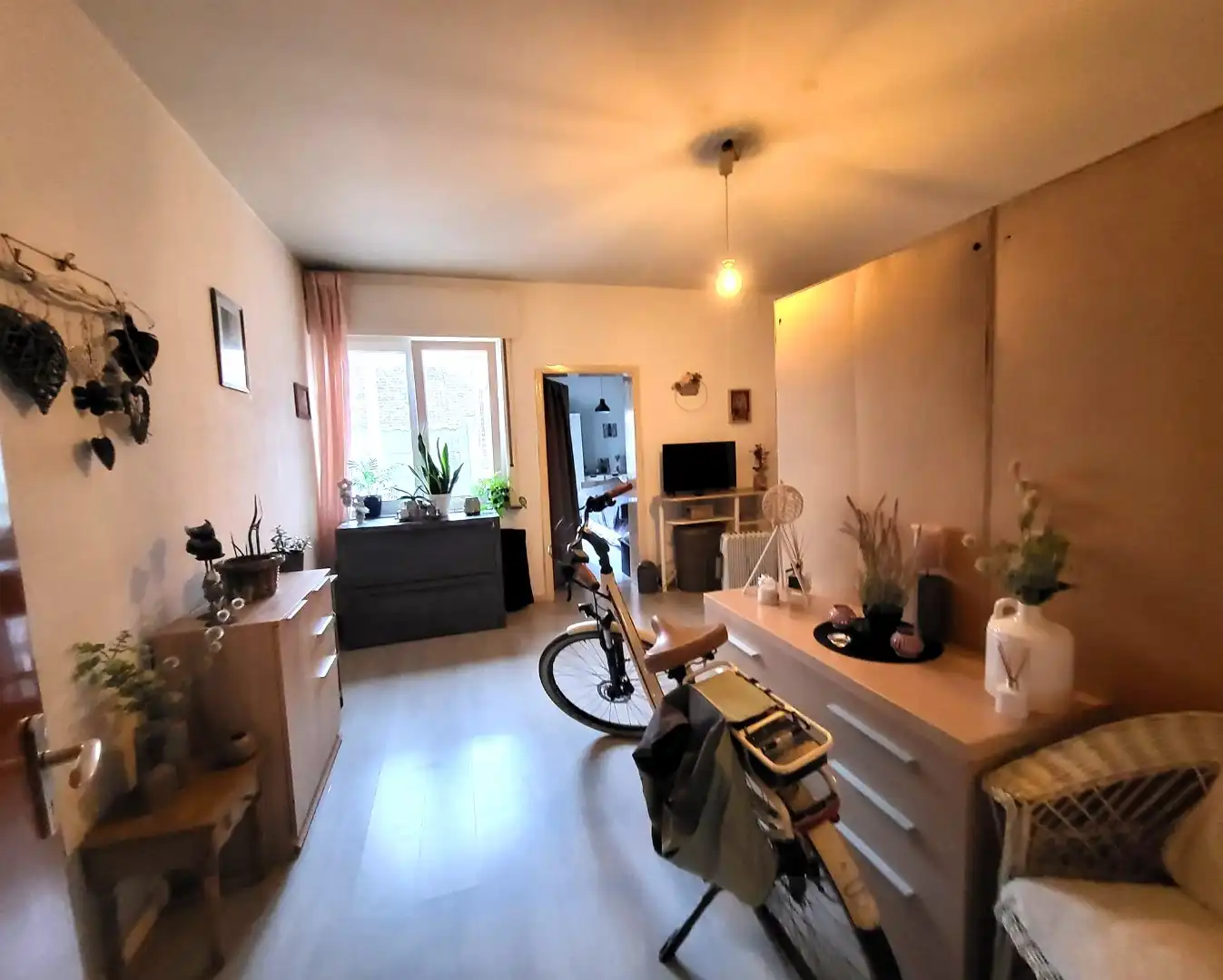 VERKOCHT : Opbrengsteigendom bestaande uit 5 appartementen. foto 17