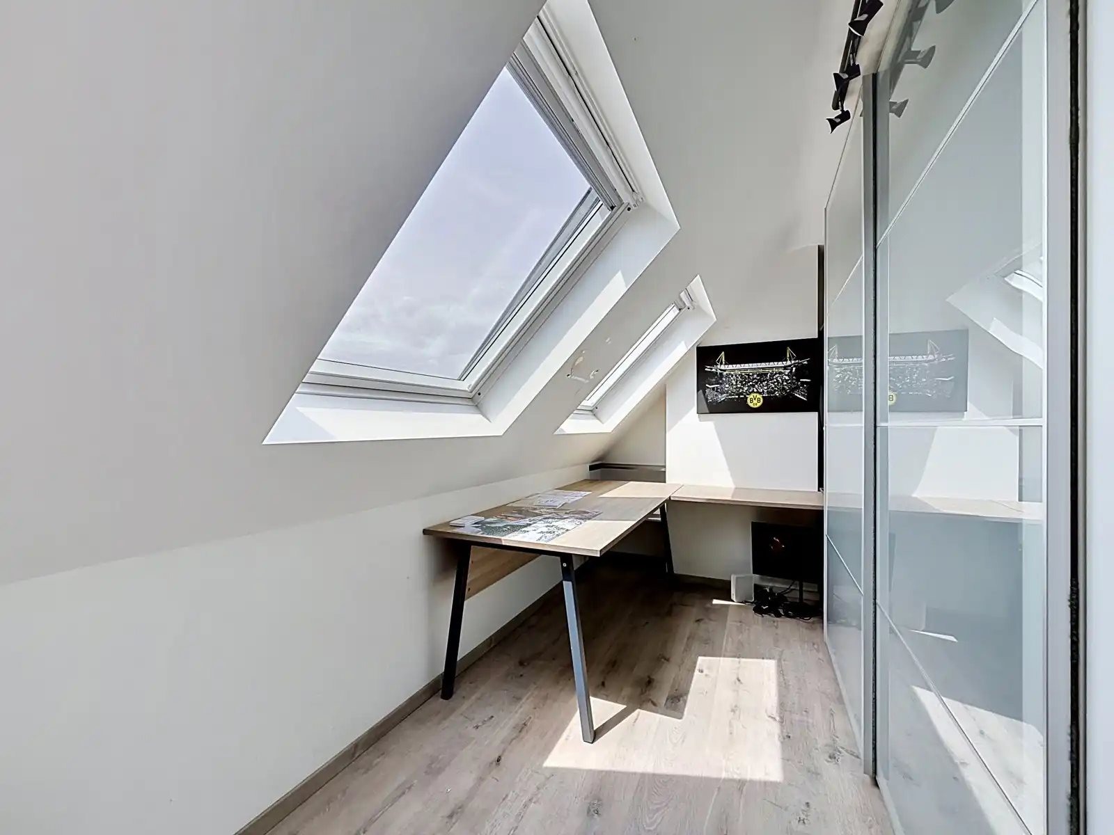 Prachtig duplexappartement met 2 SLPK, Terras & Staanplaats! foto 8