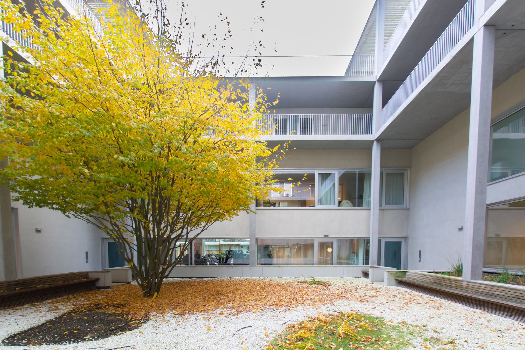 Ongemeubeld 1 slaapkamer app. met mooi terrras foto {{pictureIndex}}