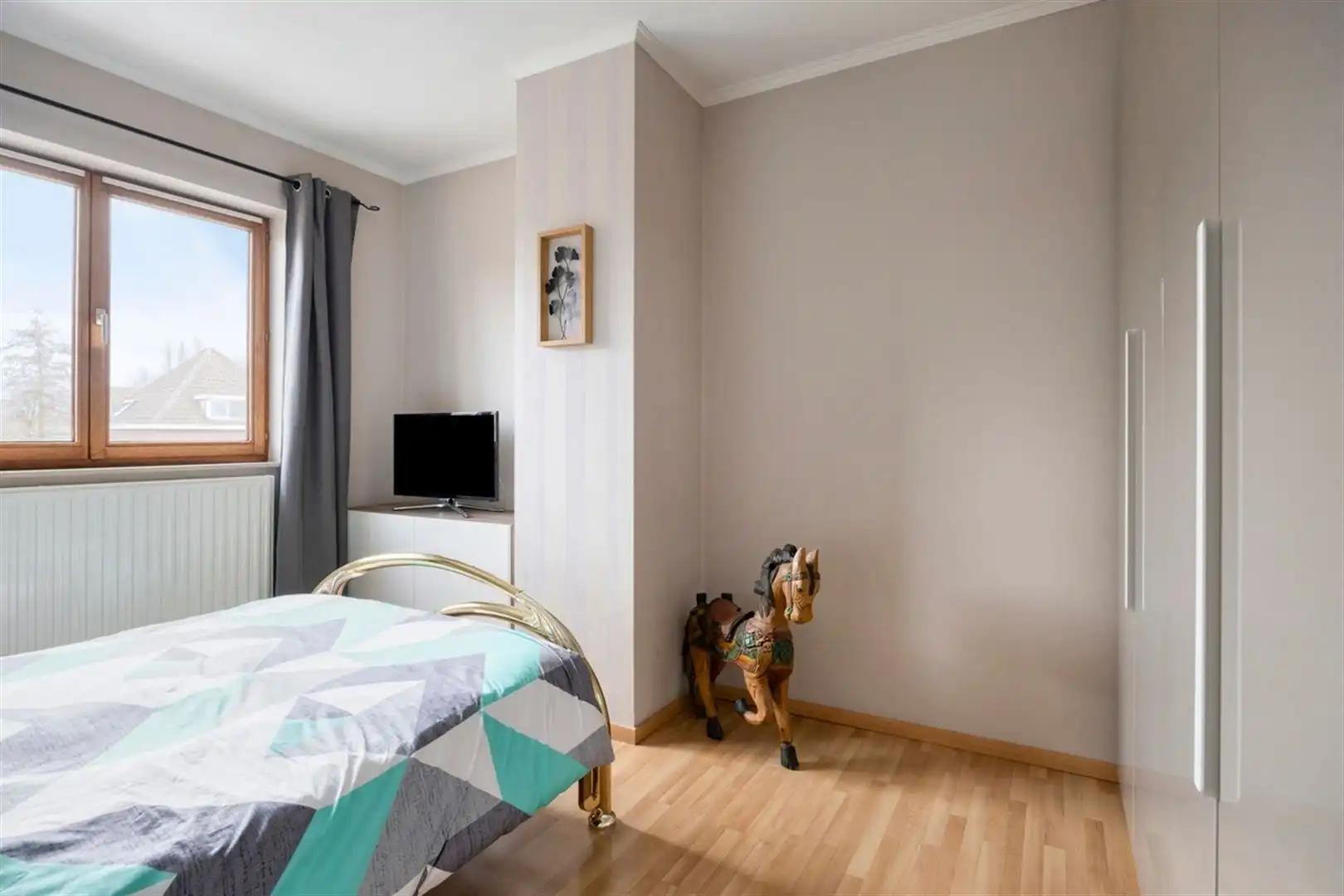 Goed onderhouden en mooi afgewerkte woning op een toplocatie te Oostakker.  foto 21