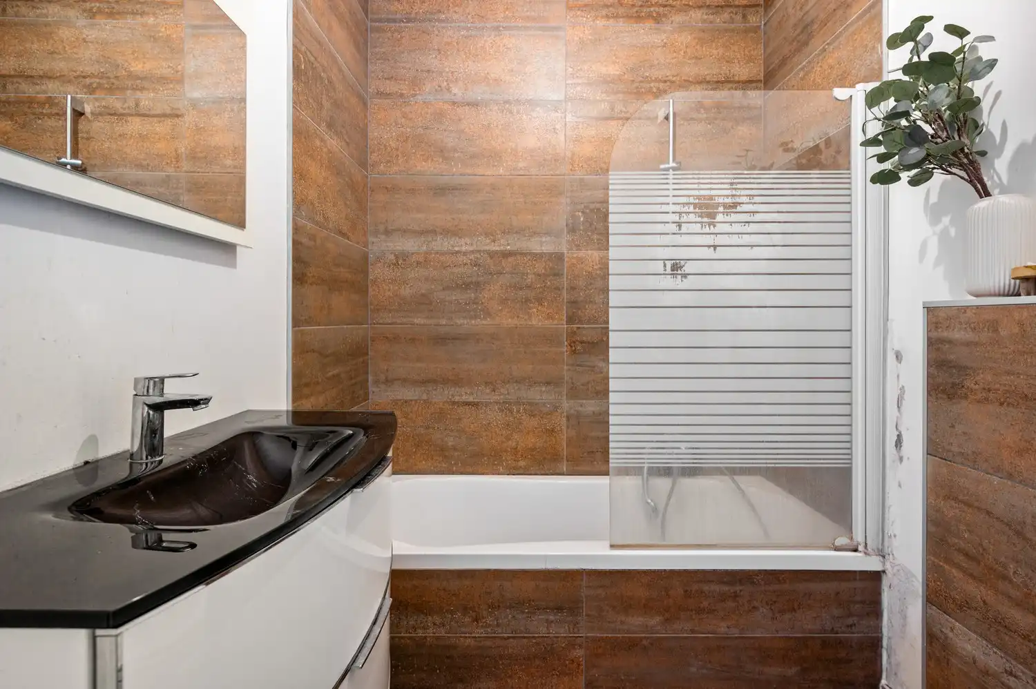 1 slaapkamer appartement met terras in Deurne! foto 13