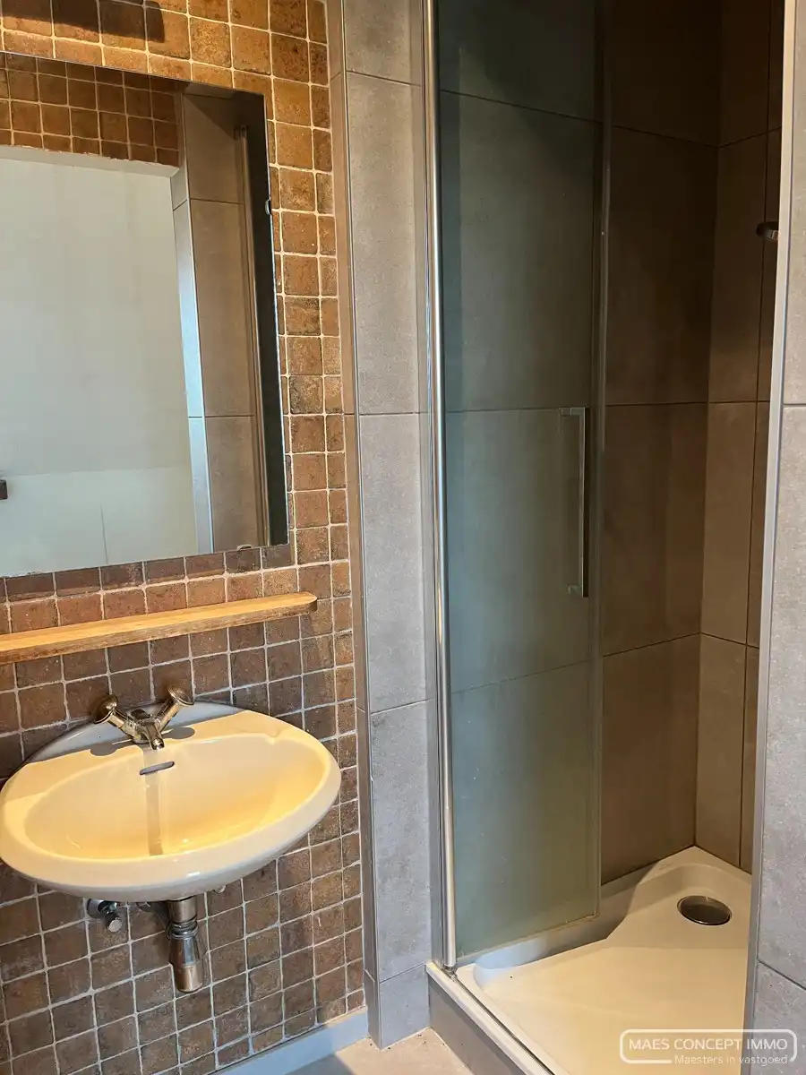 Ruim duplex appartement te huur in Anzegem foto 11