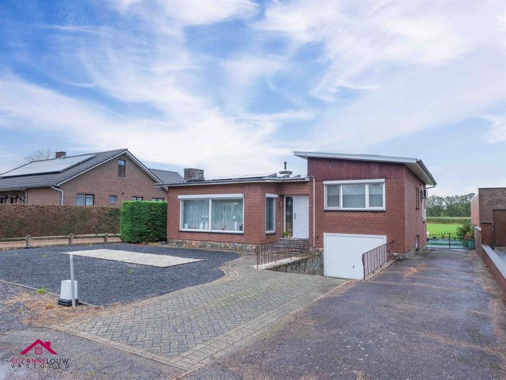 Goed onderhouden, op te frissen woning foto 4