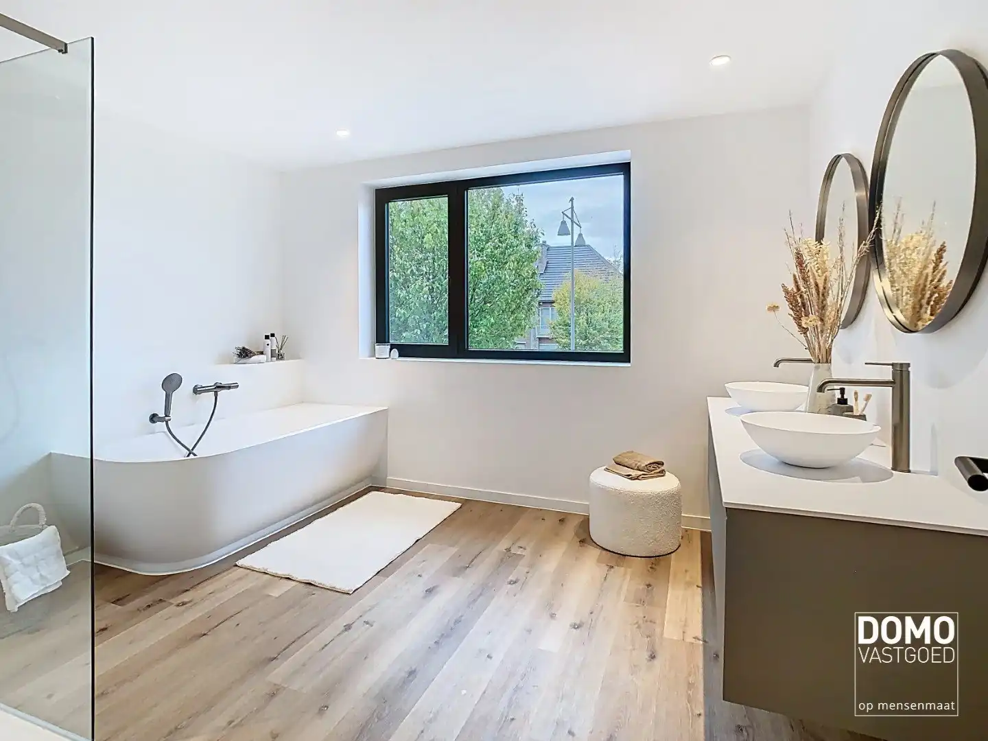 Interessante investeringsopportuniteit in Kermt: twee afzonderlijke, volledig gerenoveerde woningen. foto 10