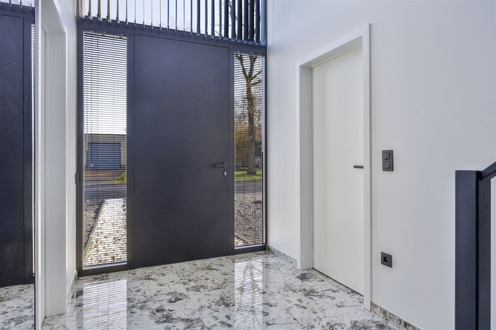 TE KOOP: Vrijstaande nieuwbouwwoning met 4-5 slaapkamers! foto 4