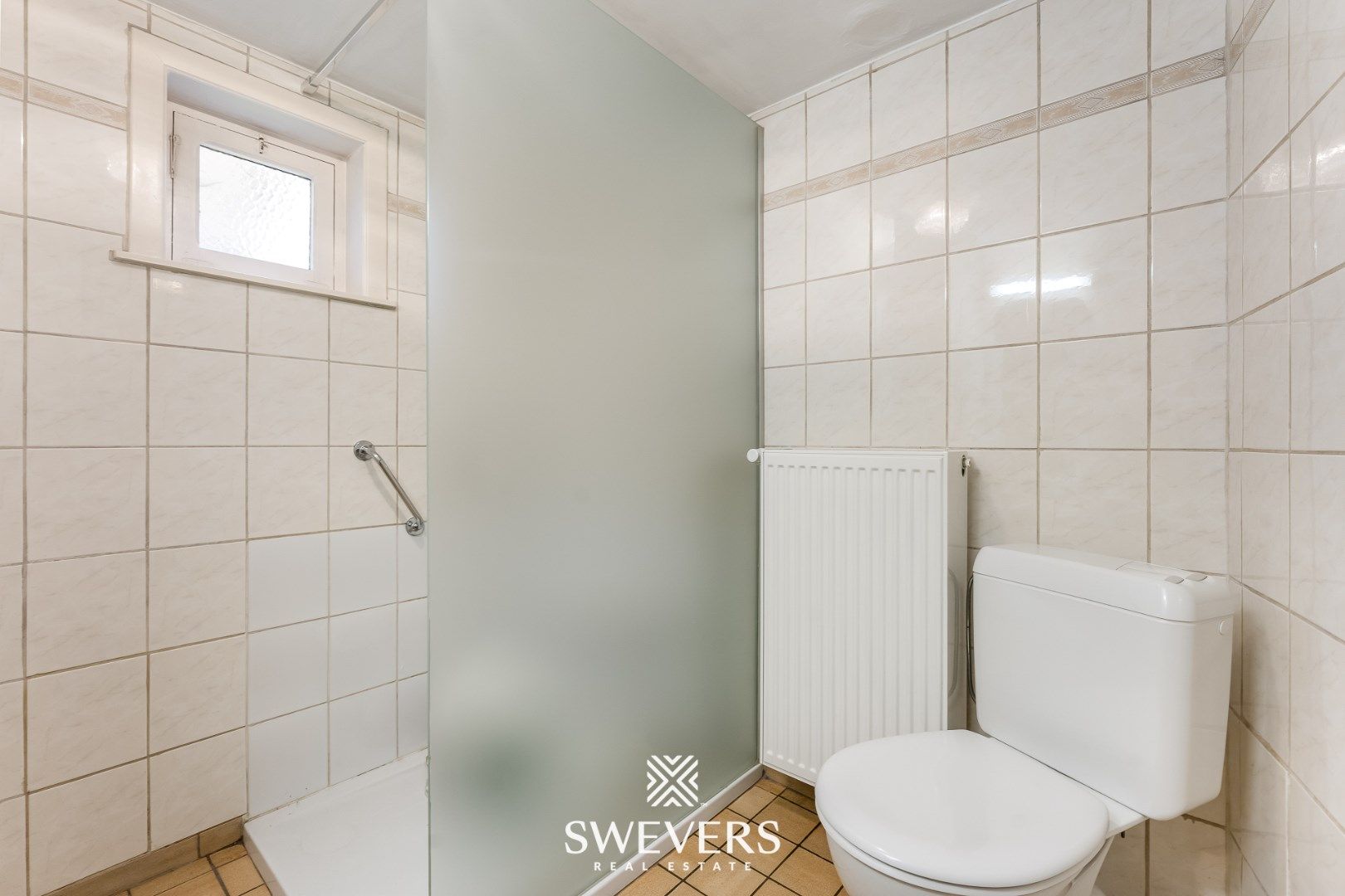 Te renoveren hoeve met charme op ruim perceel in Wellen foto 8
