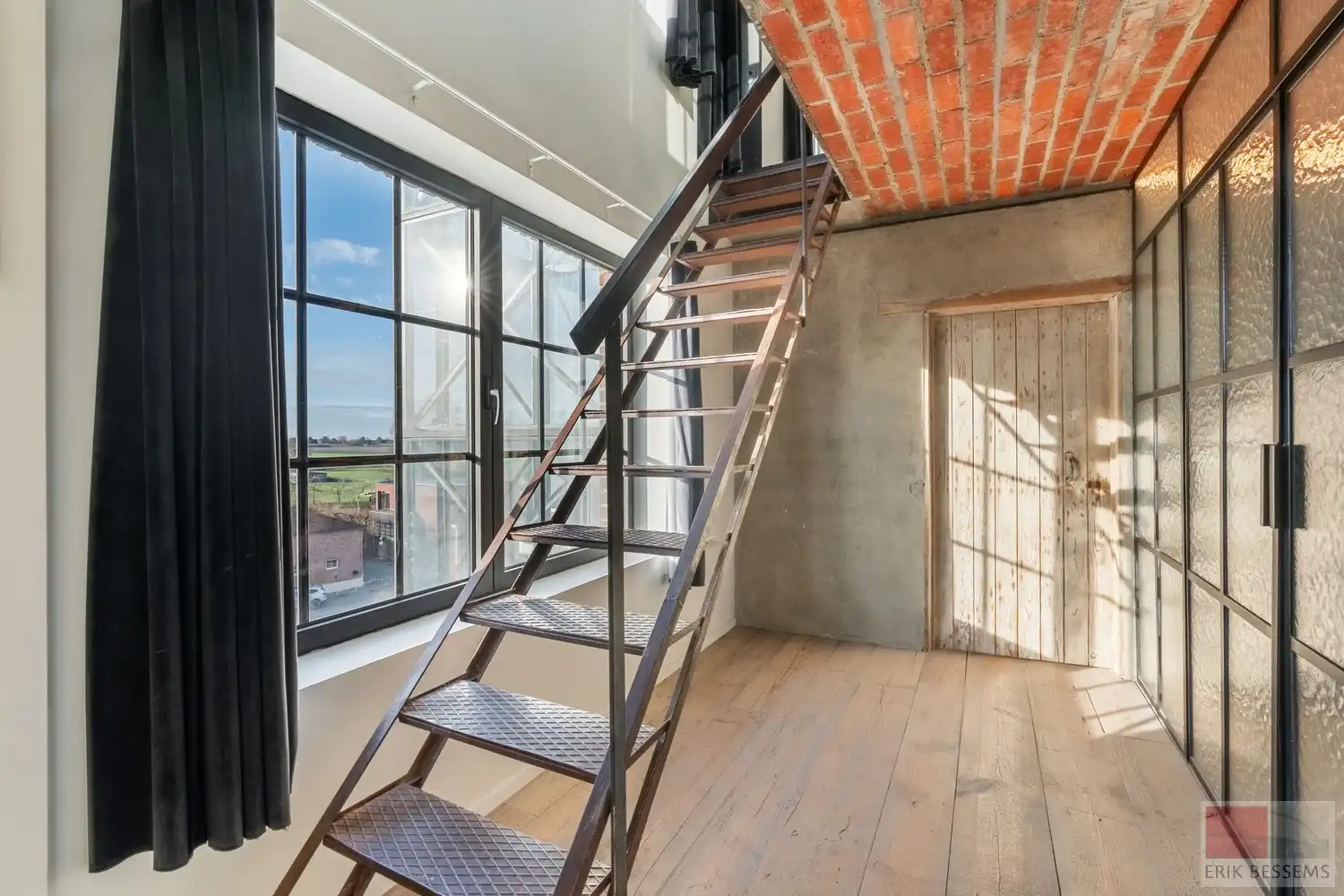 Loft te koop foto 16