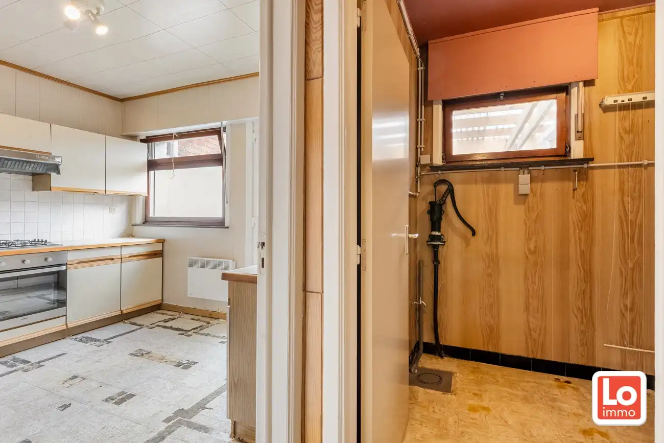 Gesloten woning met gezellige stadstuin op een vlot bereikbare locatie tussen Destelbergen en Gent! foto 9