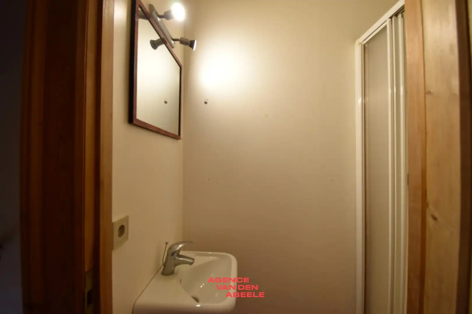 Klassevolle woning met 3 slaapkamers en tuin te Brugge  foto 19