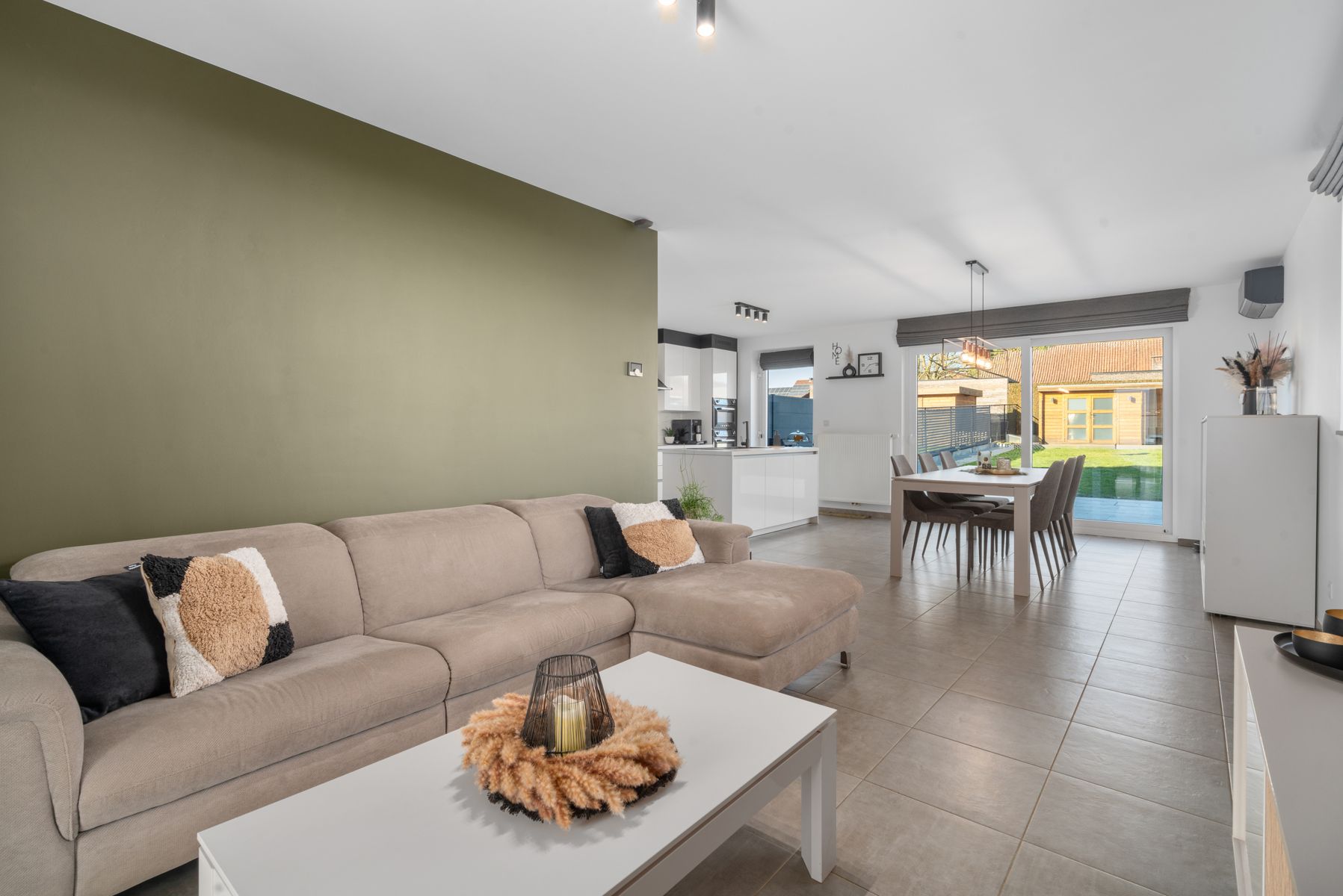Moderne en energiezuinige woning in rustige wijk. foto 6