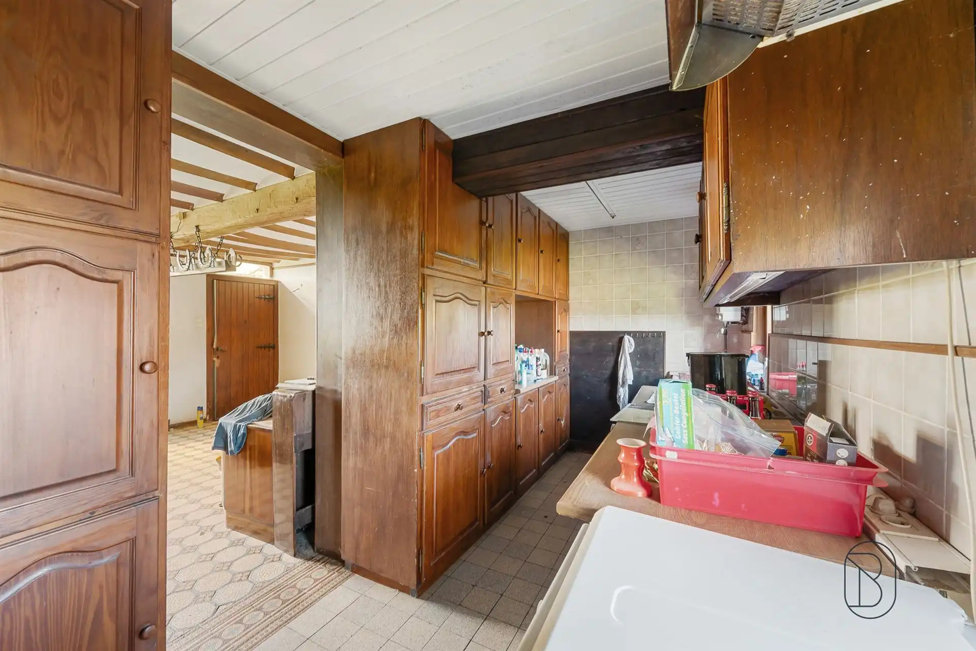 Charmante te renoveren woning op 29 are foto 9