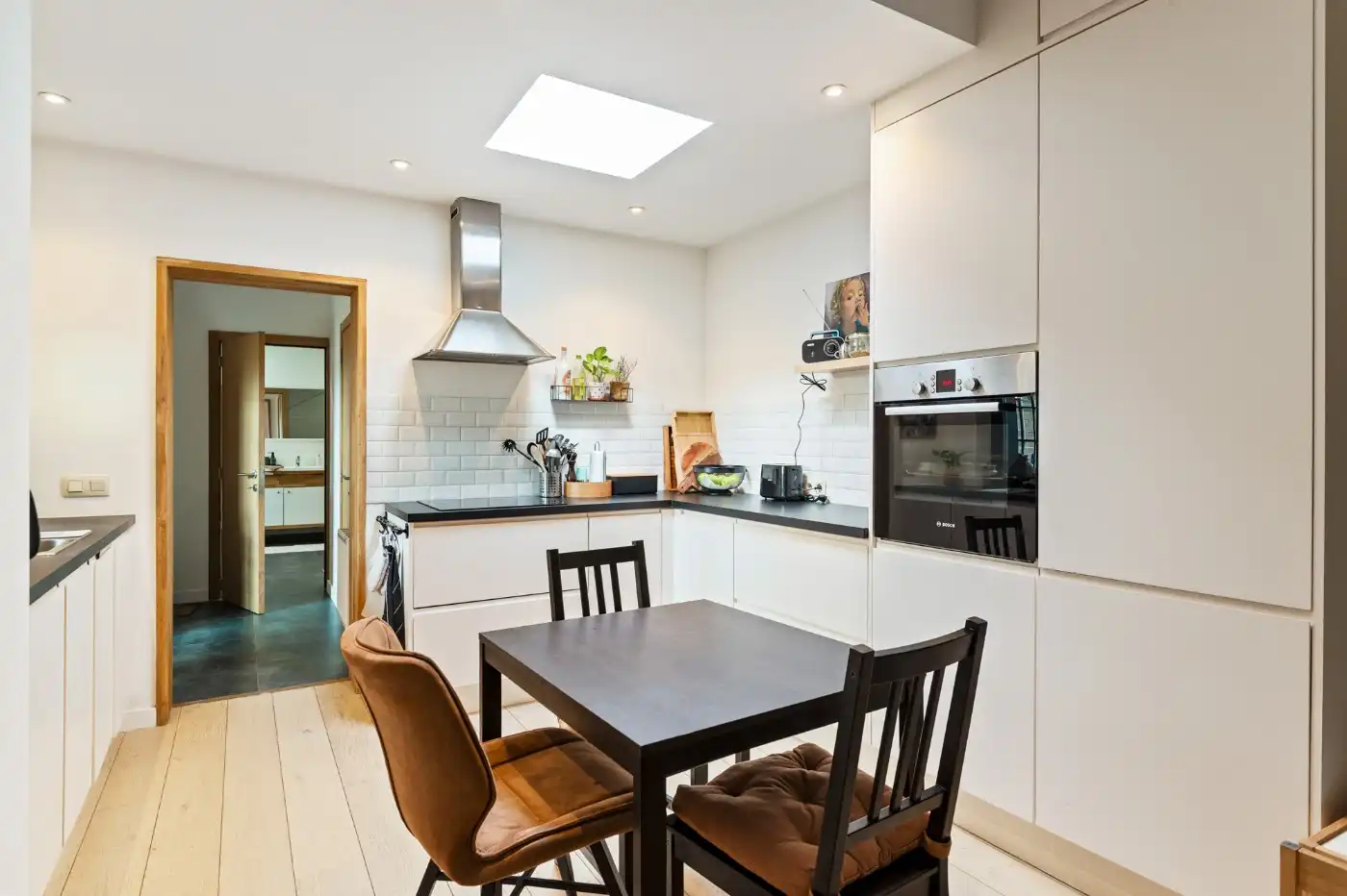 Charmante woning met 3 slpk. en tuin foto 8