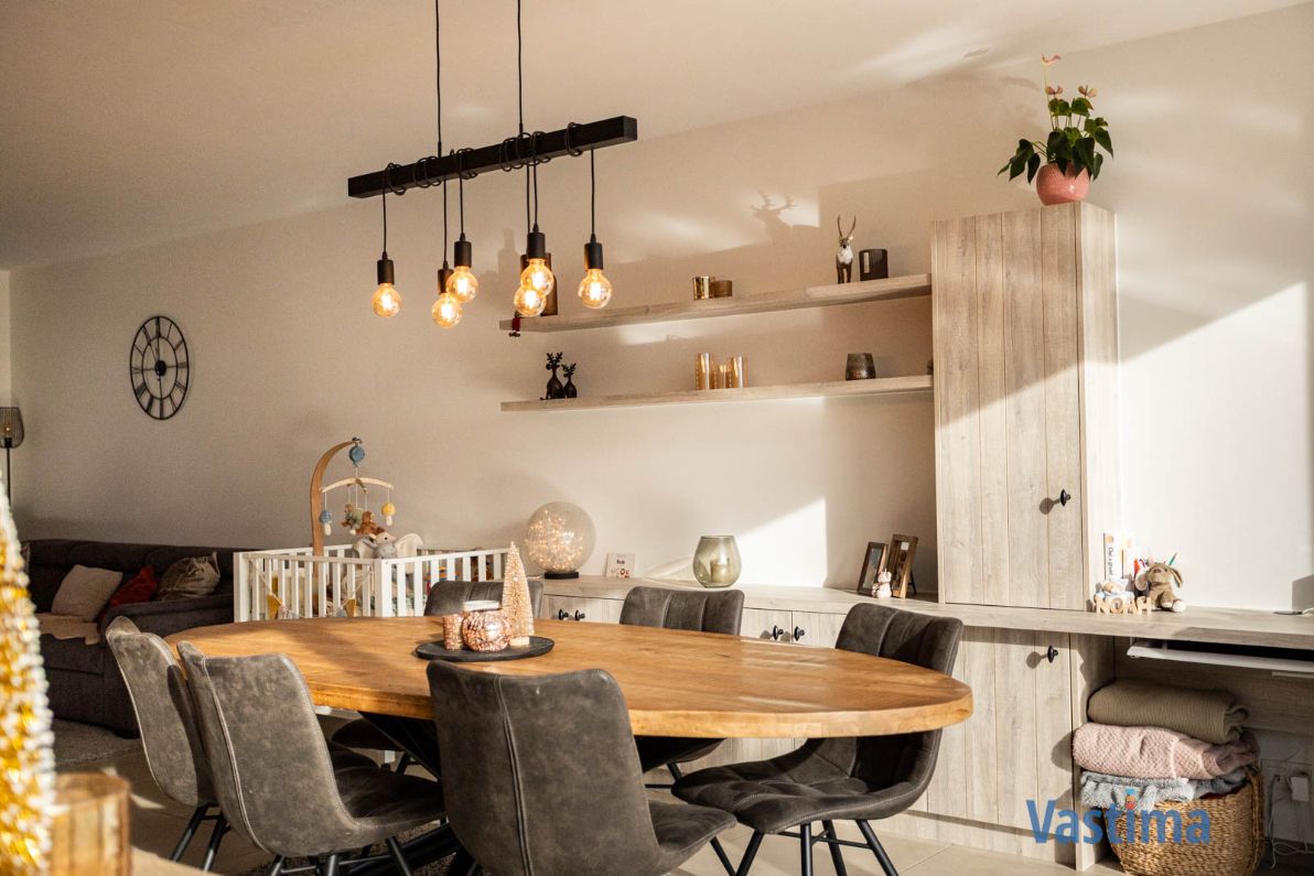 Recente gezinswoning met ruimte, comfort én een uitstekende ligging foto 8