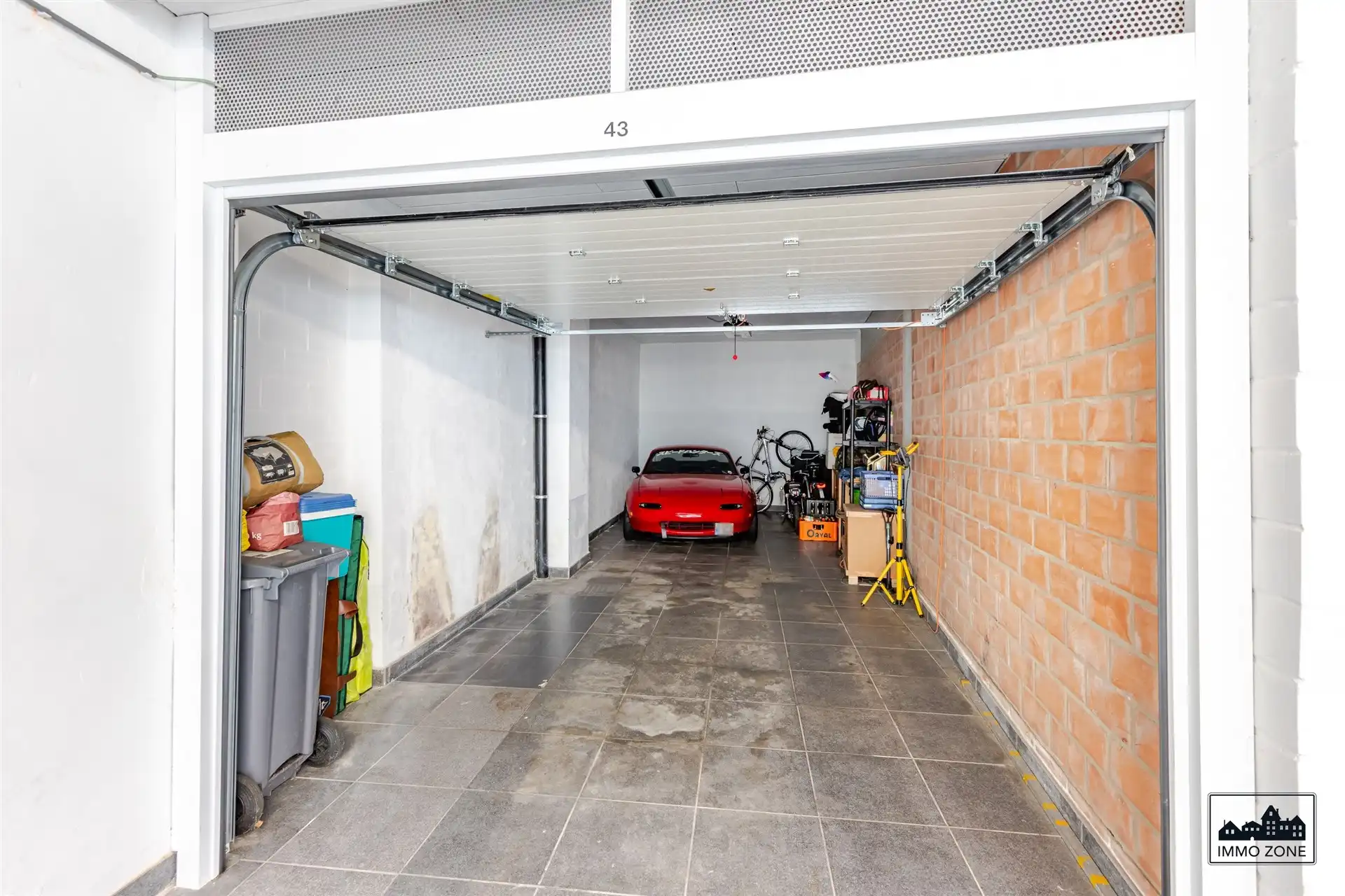 Luxe appartement met garage in stadskern Sint-Niklaas foto 24