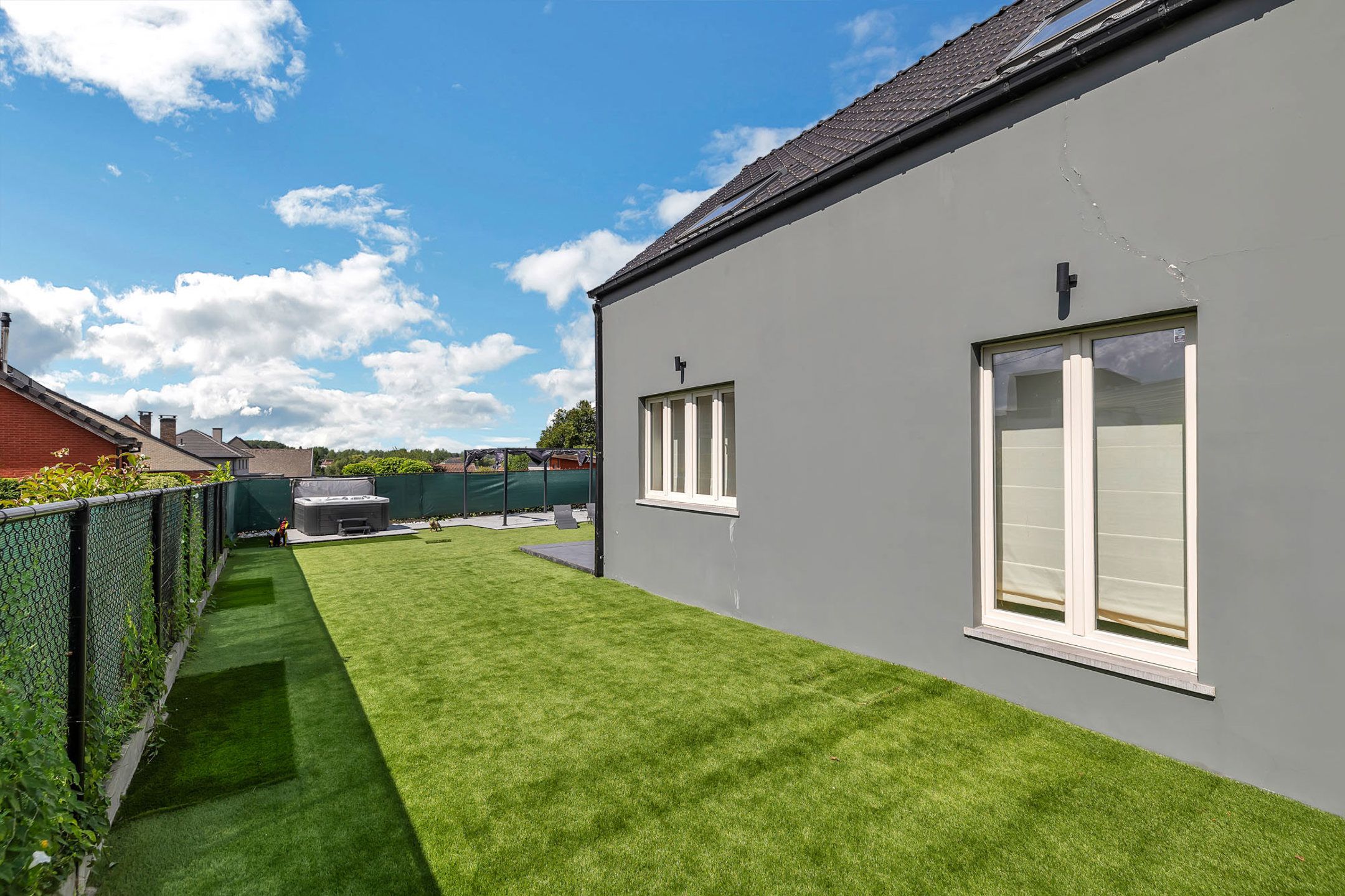 Gerenoveerde woning op strategische locatie met 5 slaapkamers foto 25