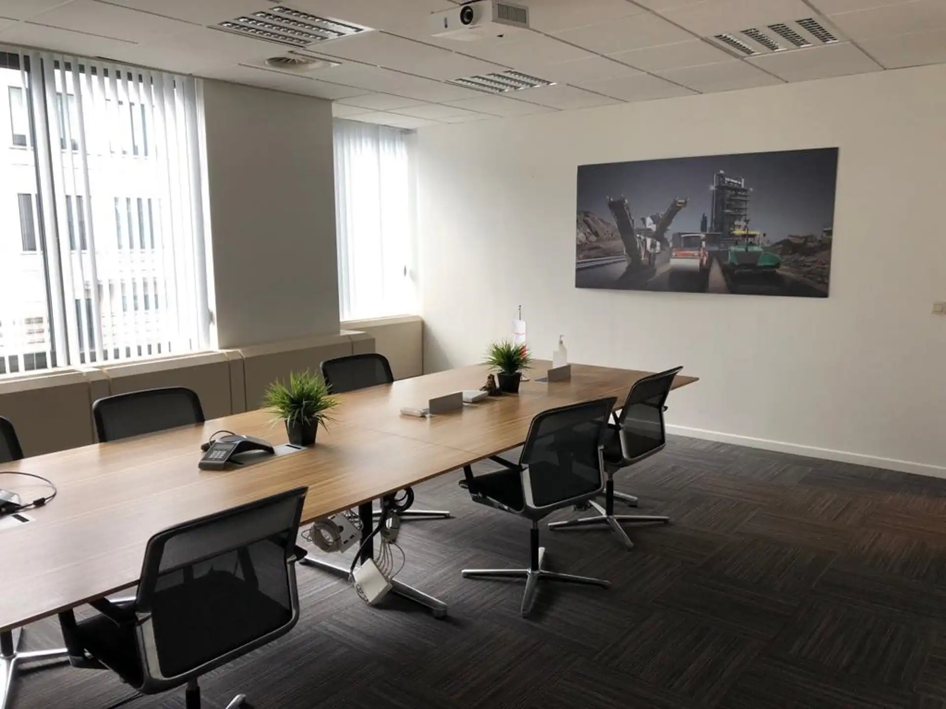 Kantoor te huur foto 2